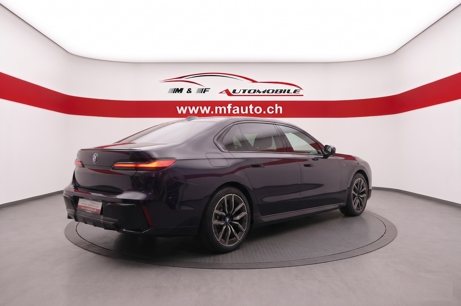 BMW 740d xDrive M _ Sport Pro * CH FAHRZEUG *-showroom-element-3