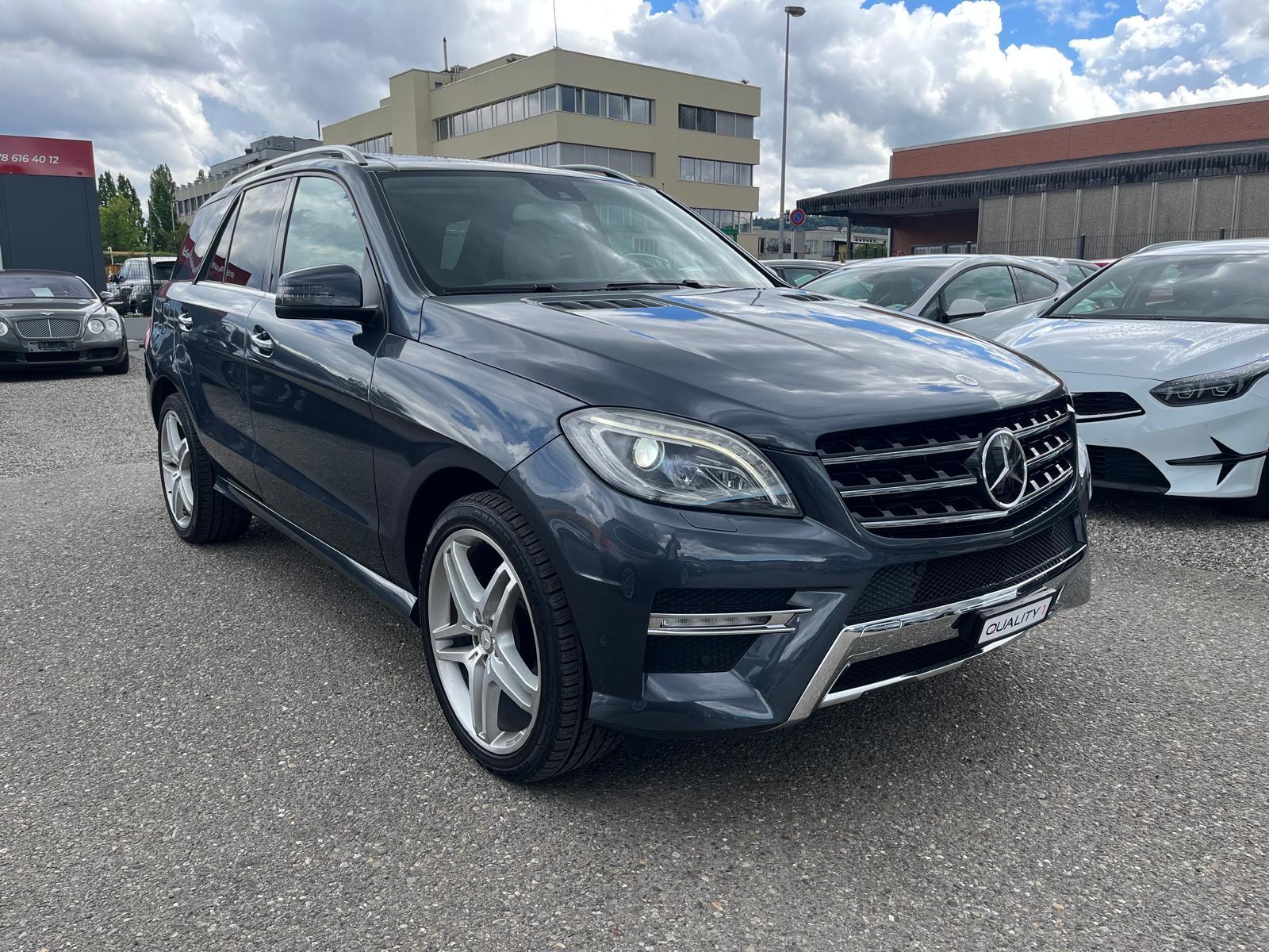 MERCEDES-BENZ ML 350 CDI BlueTec-showroom-element-1