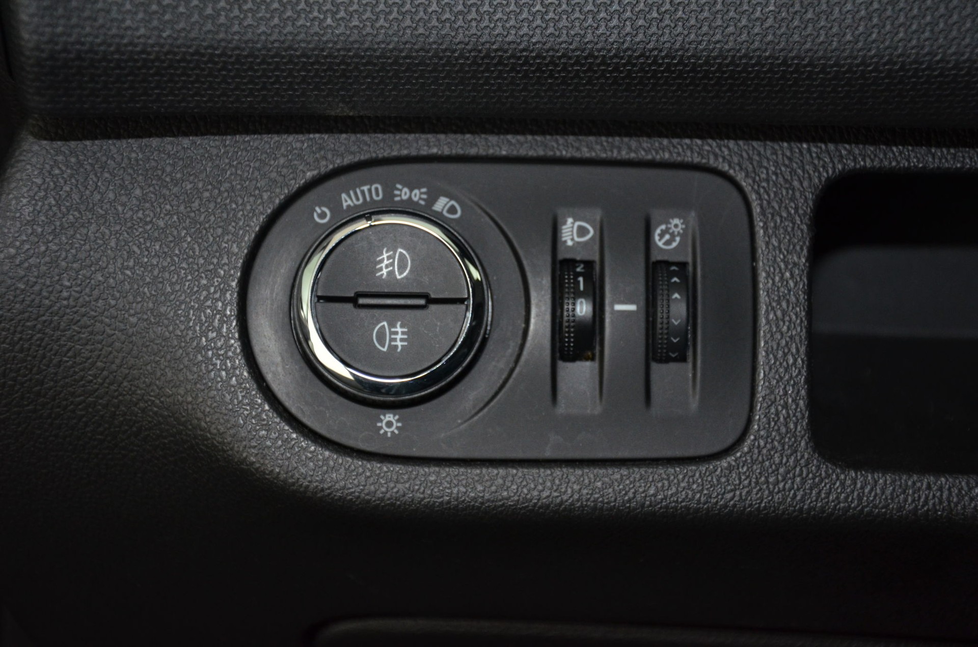 OPEL Meriva 1.4 Turbo Active Edition Automatic-image-20