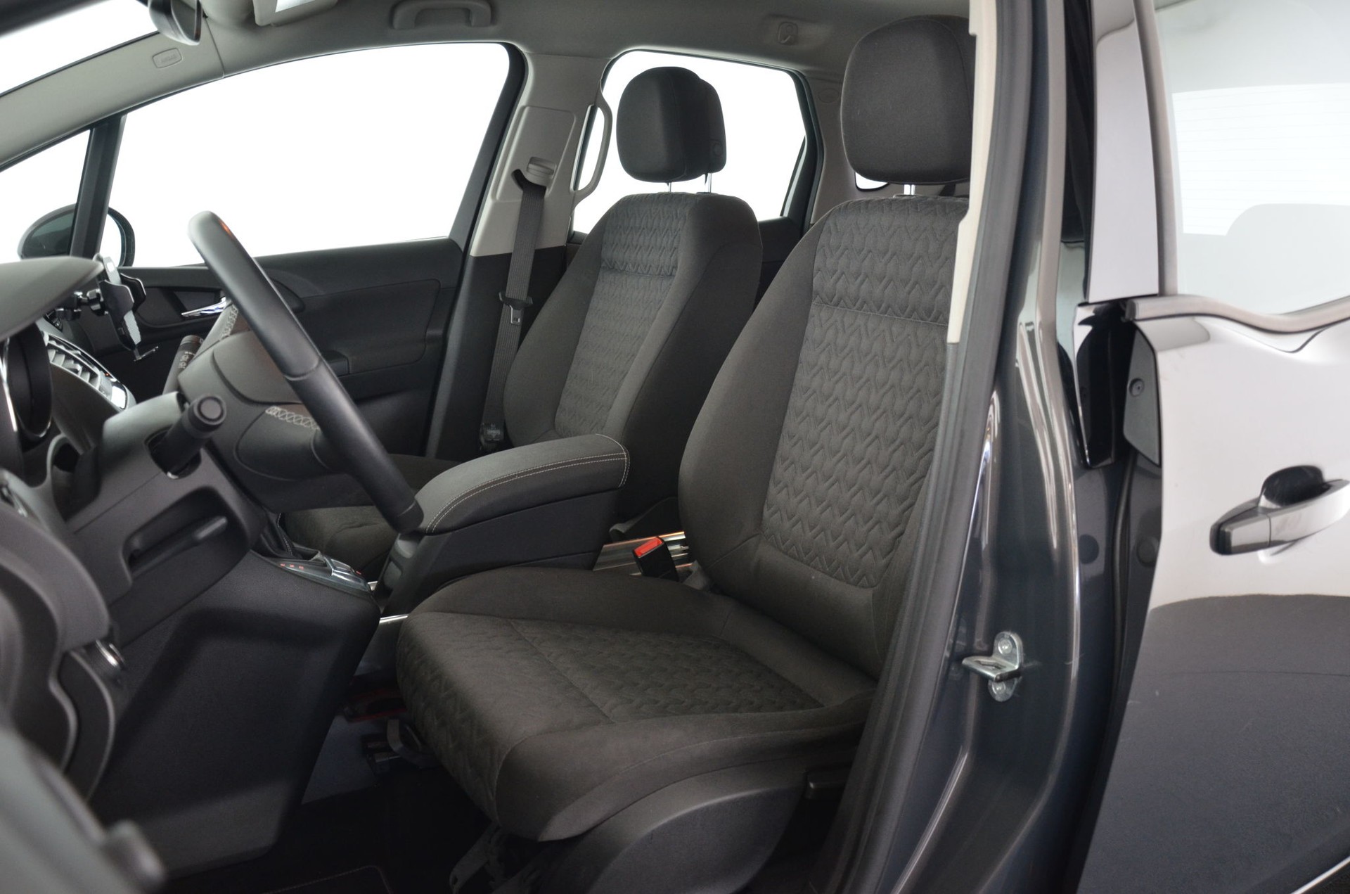 OPEL Meriva 1.4 Turbo Active Edition Automatic-image-13