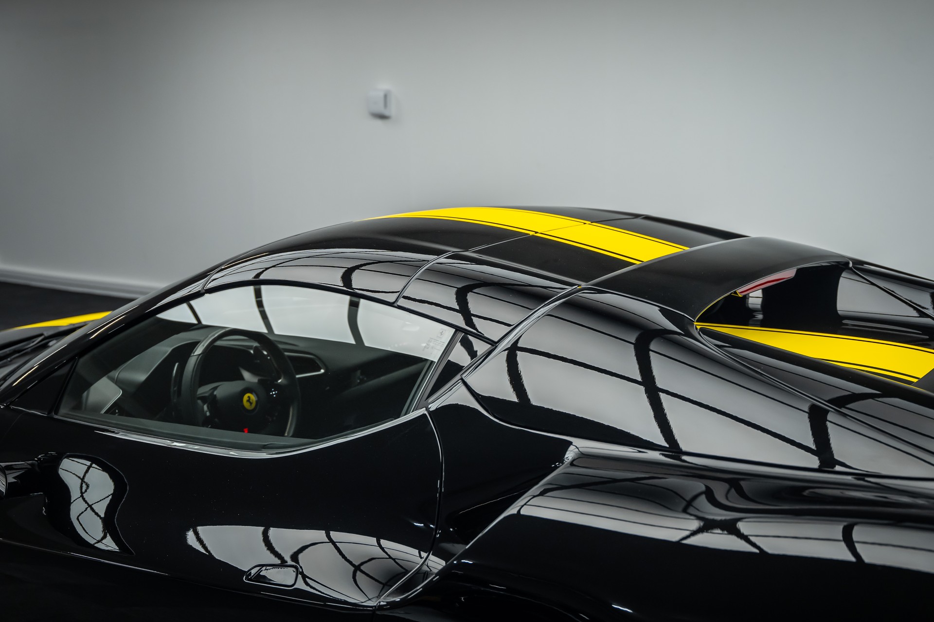 FERRARI * 296 GTS * SCHWARZ/SCHWARZ * PPF GANZES AUTO * LEASING AB 1390.- *-image-11