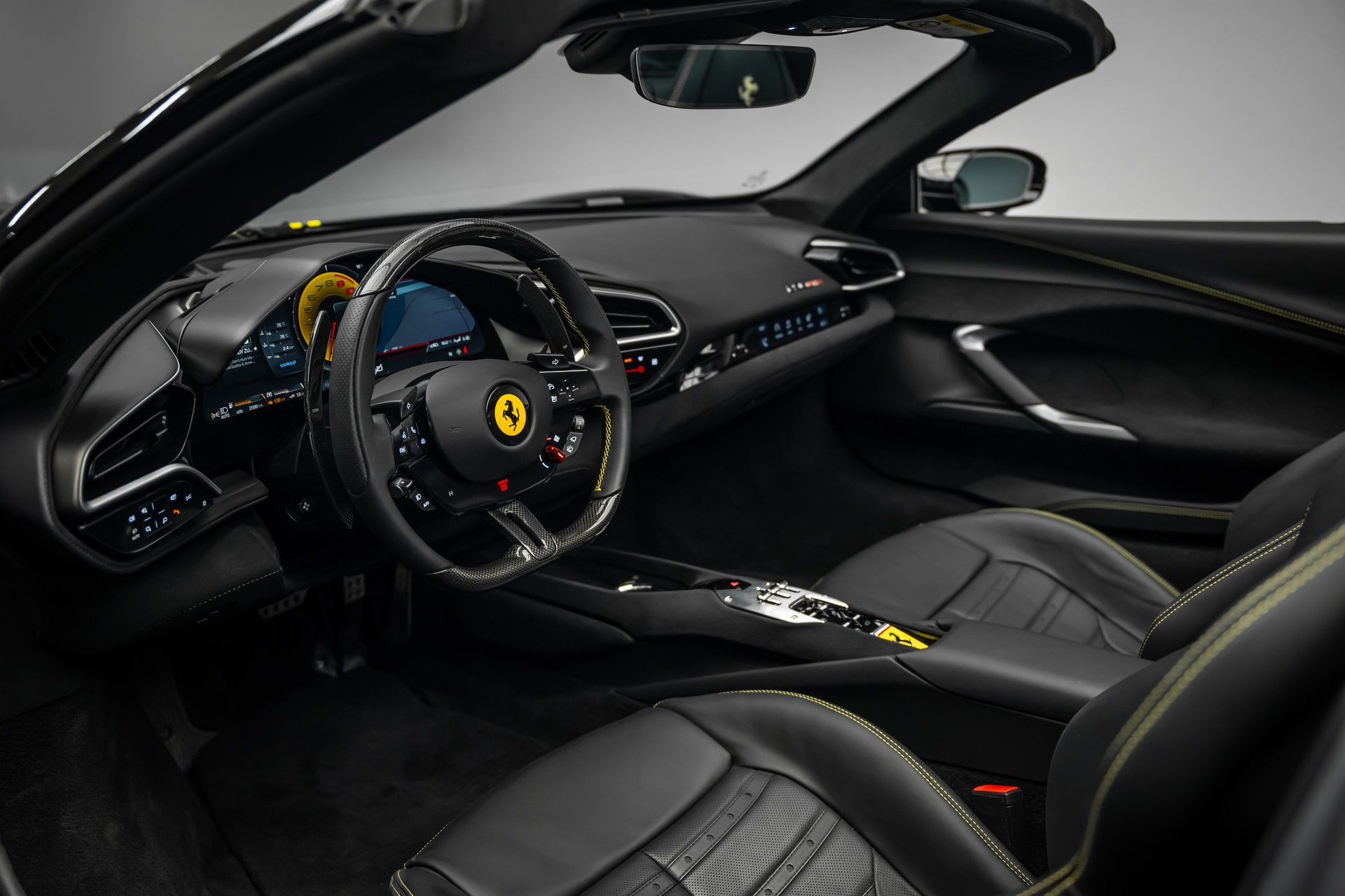 FERRARI * 296 GTS * SCHWARZ/SCHWARZ * PPF GANZES AUTO * LEASING AB 1390.- *-image-12