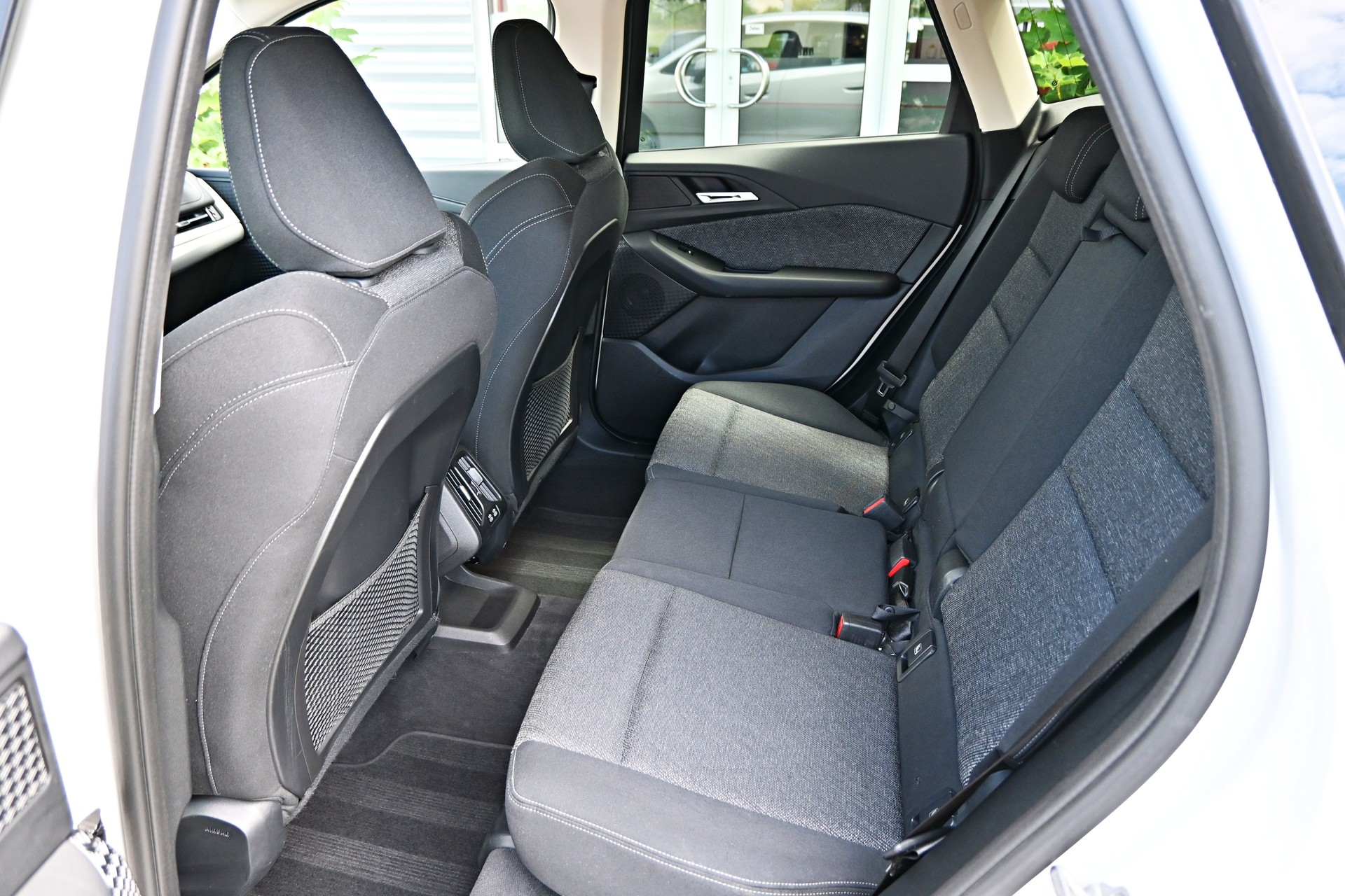 BMW 223d Active Tourer xDrive DKG 4X4 (CH Auto) + AHK 1500kg-image-13