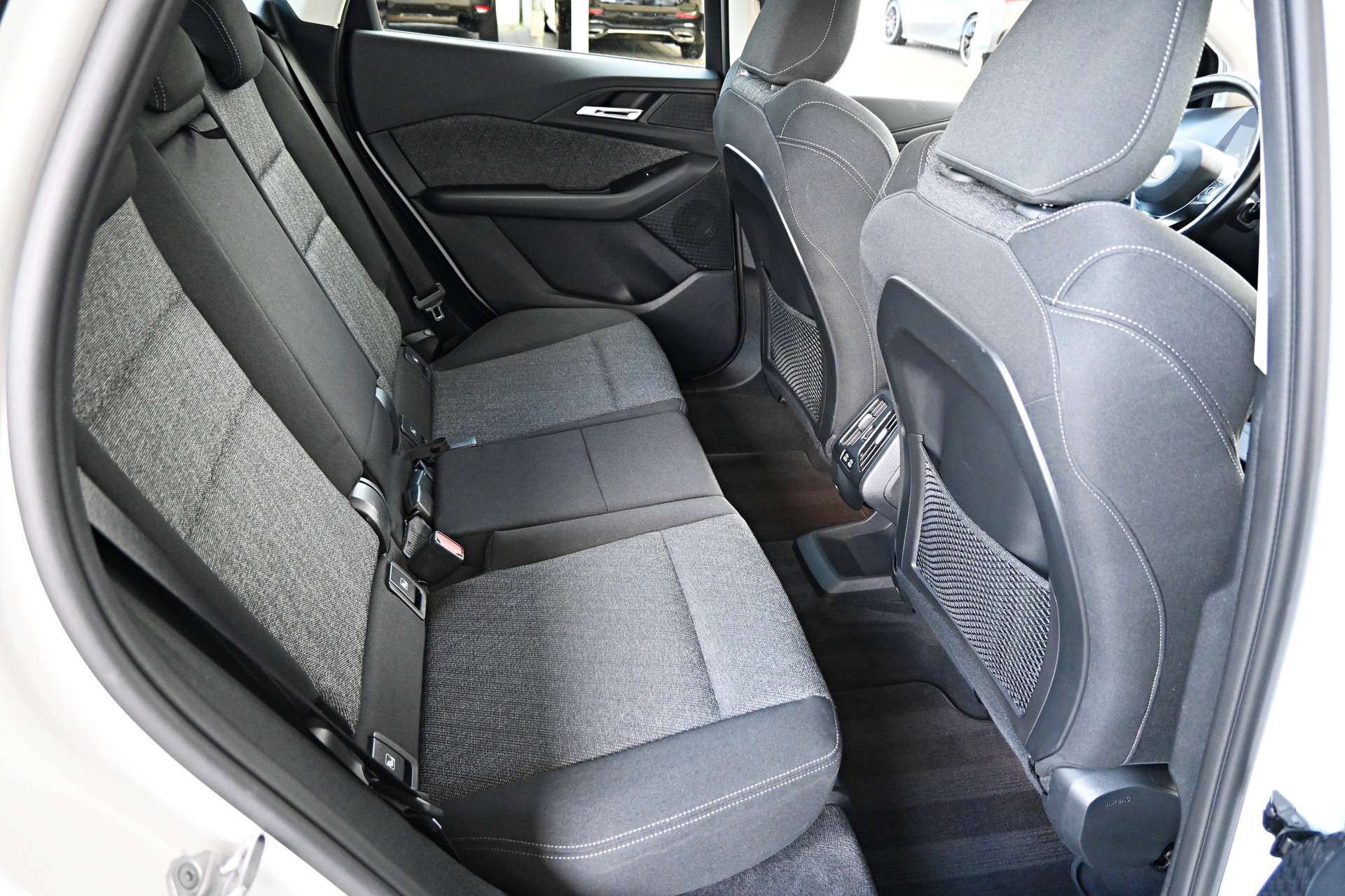 BMW 223d Active Tourer xDrive DKG 4X4 (CH Auto) + AHK 1500kg-image-15