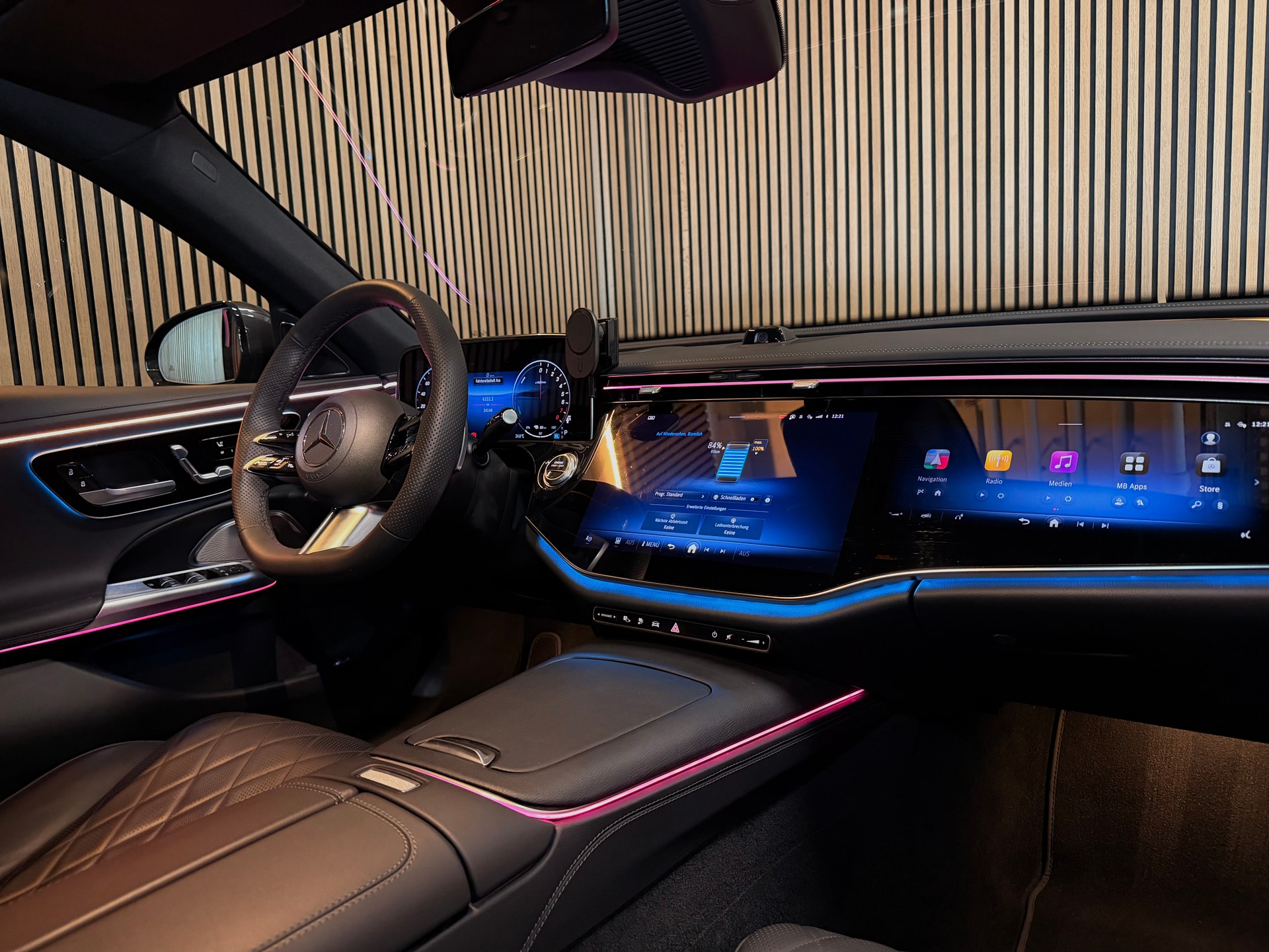 MERCEDES-BENZ E 400 e 4Matic 9G-Tronic | Ch-Fzg. | CarVertical | Vollausstattung-image-30