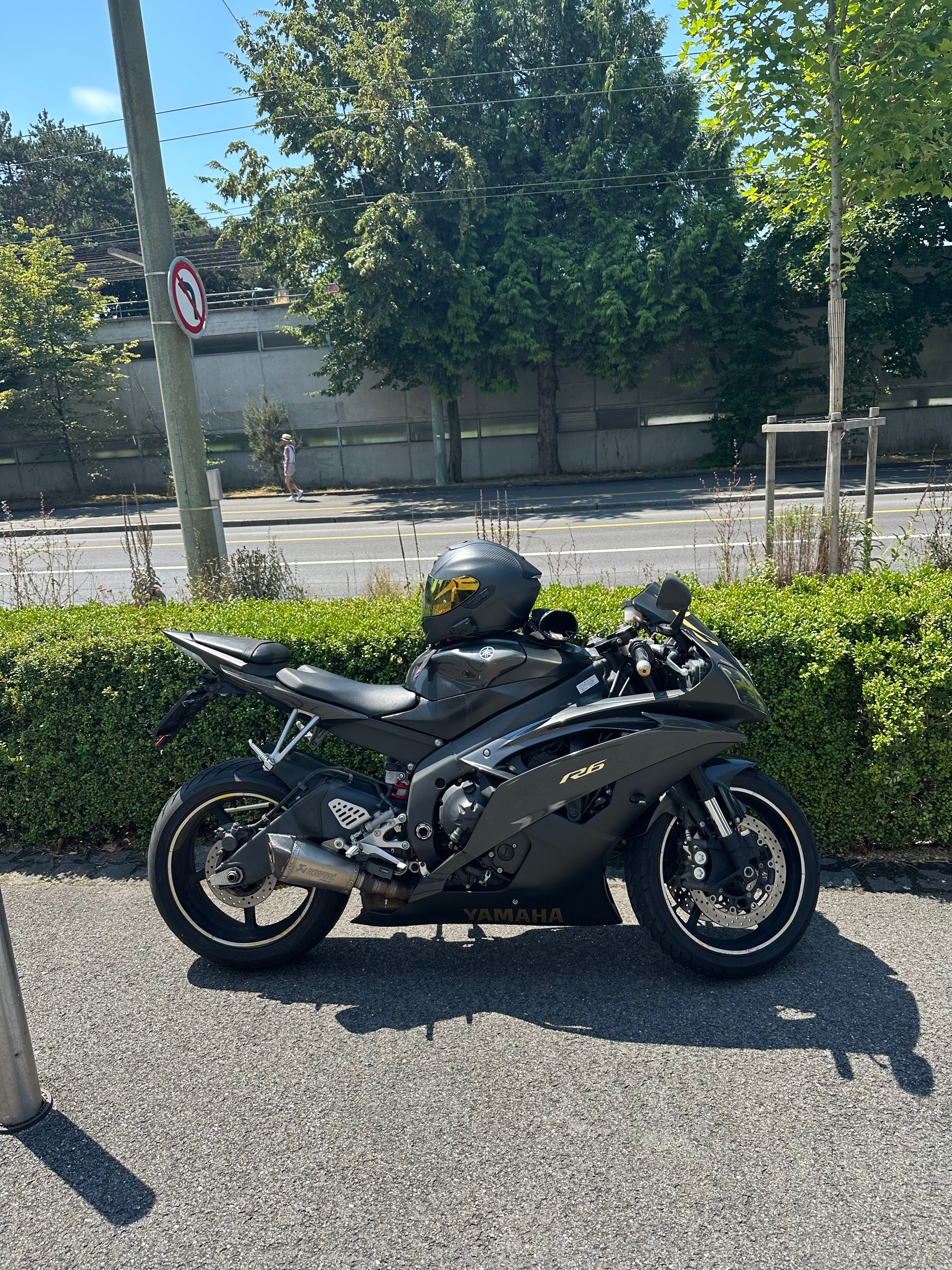 YAMAHA YZF-R6-image-0