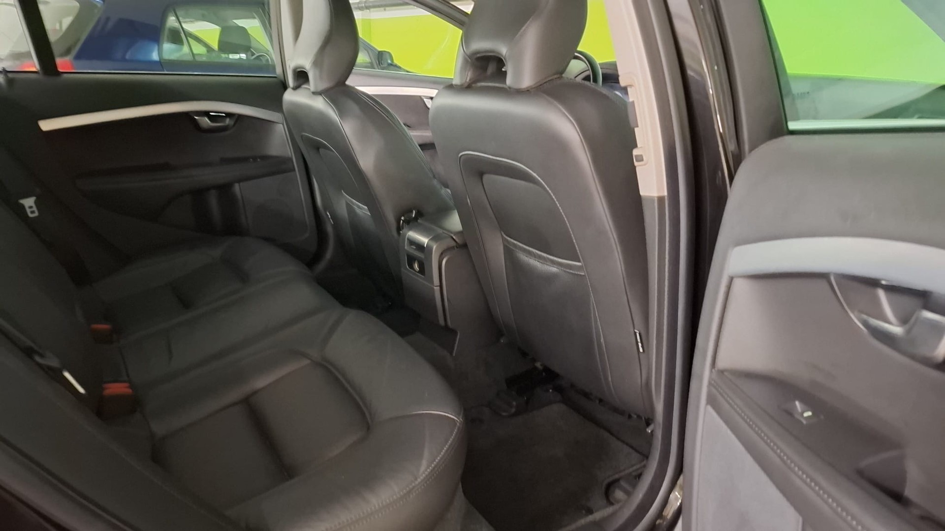 VOLVO S80 2.0T Momentum Powershift-image-14
