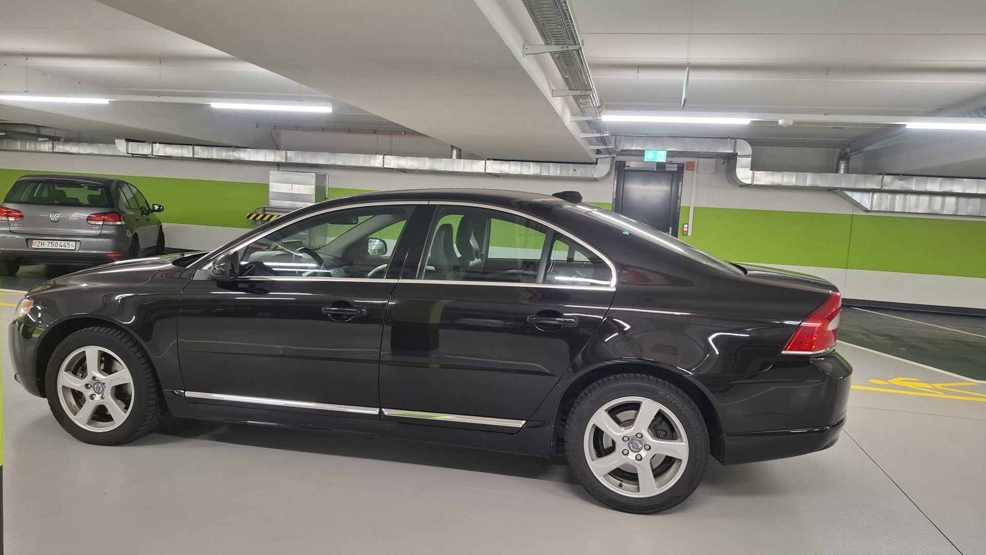 VOLVO S80 2.0T Momentum Powershift-image-7