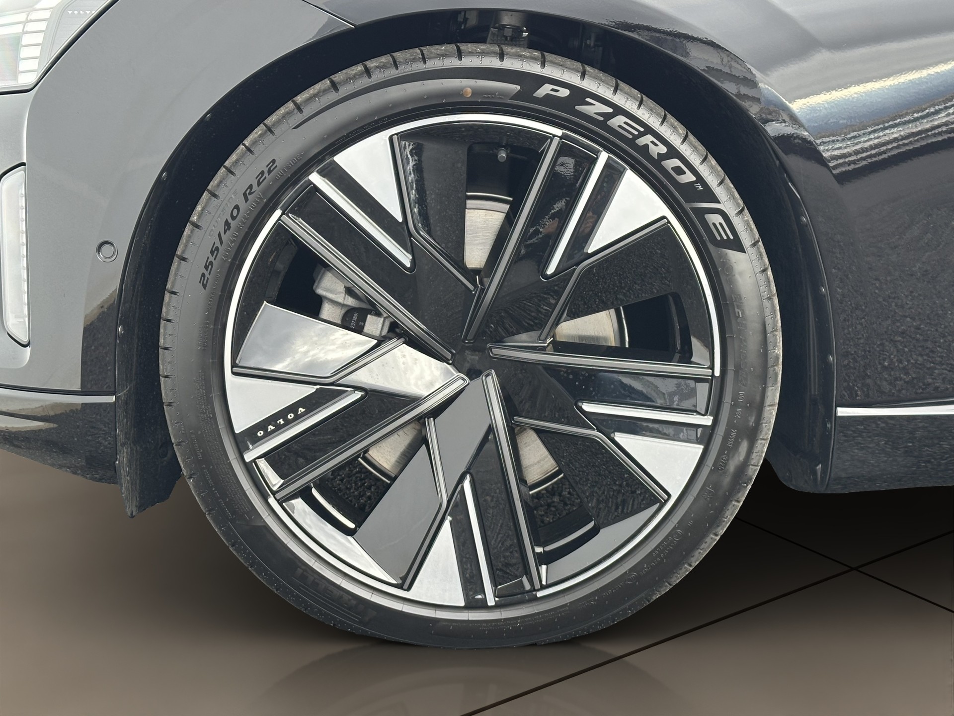 VOLVO ES90 Ultra-image-7