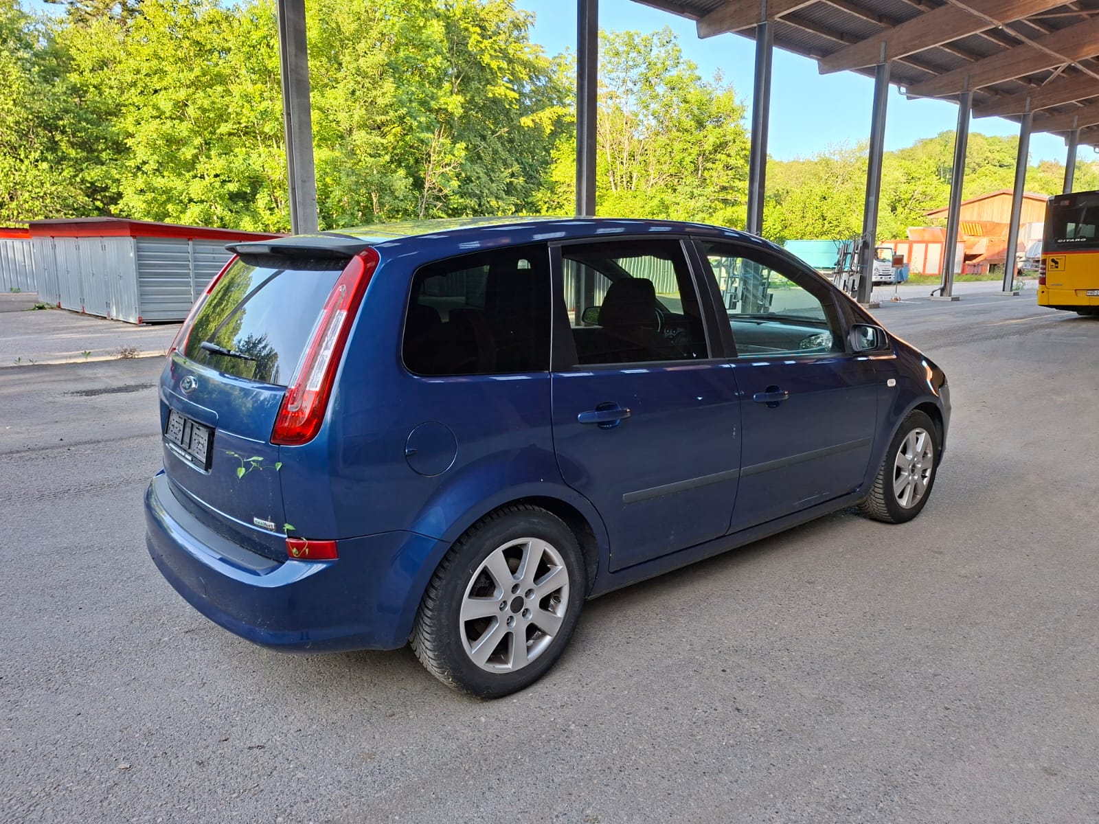 FORD C-Max 1.8 Flexifuel Titanium-showroom-element-1