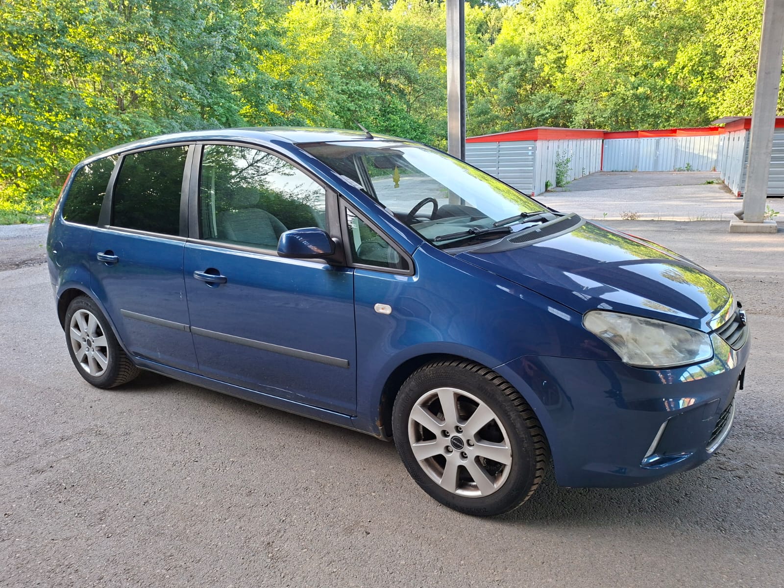FORD C-Max 1.8 Flexifuel Titanium-showroom-element-2