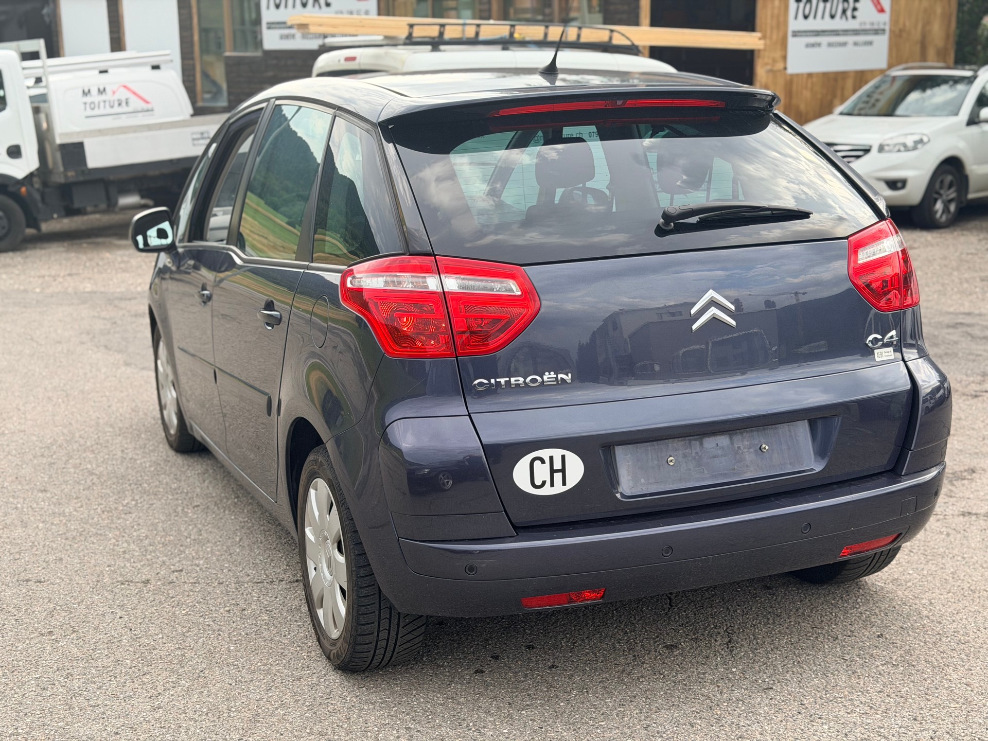 CITROEN C4 Picasso 2.0i 16V Edition Automatic-image-5