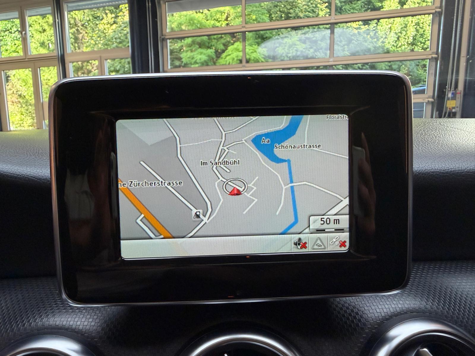 MERCEDES-BENZ A 160 CDI Urban-image-21