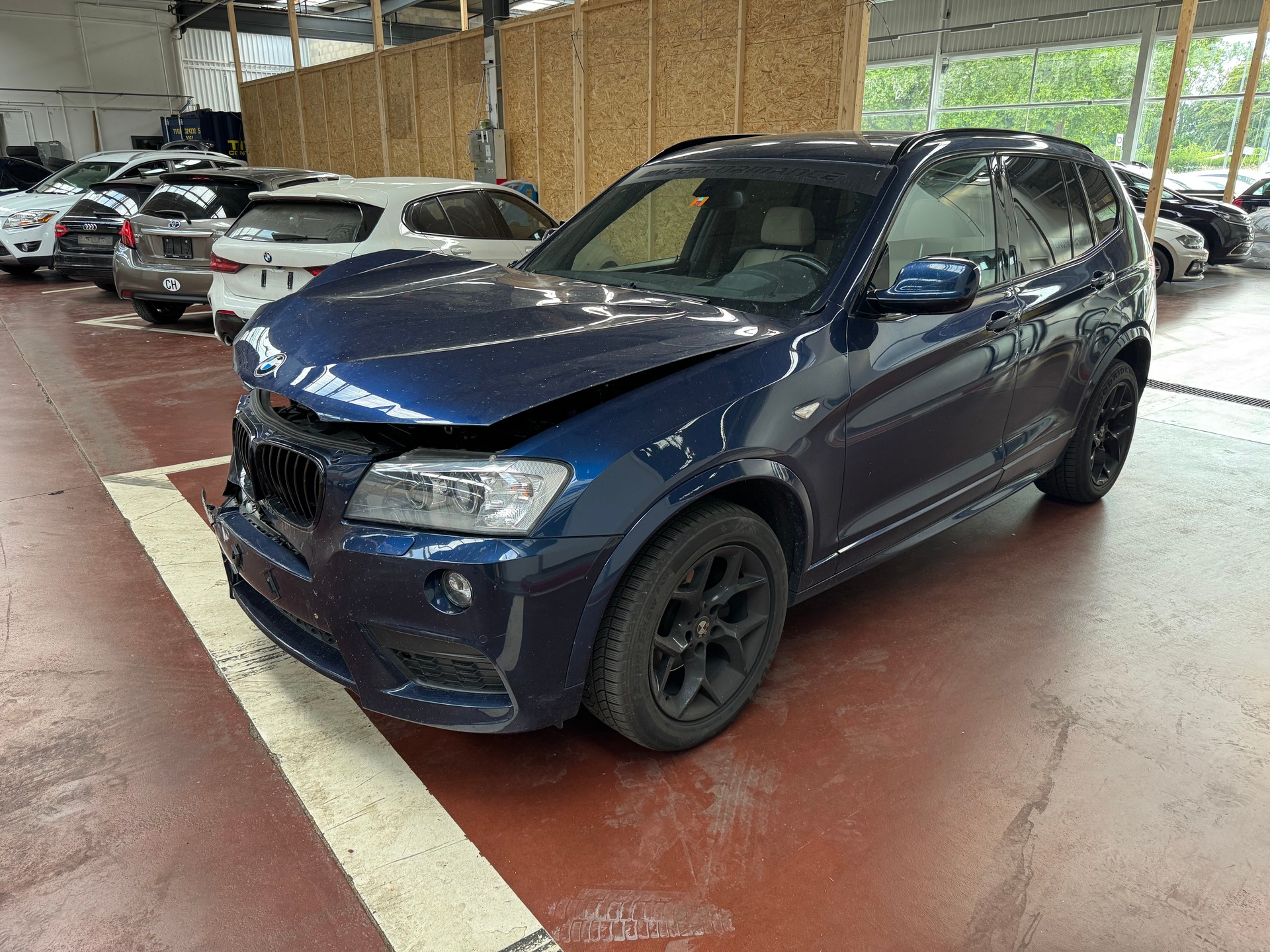 BMW X3 xDrive 35i Steptronic-showroom-element-2