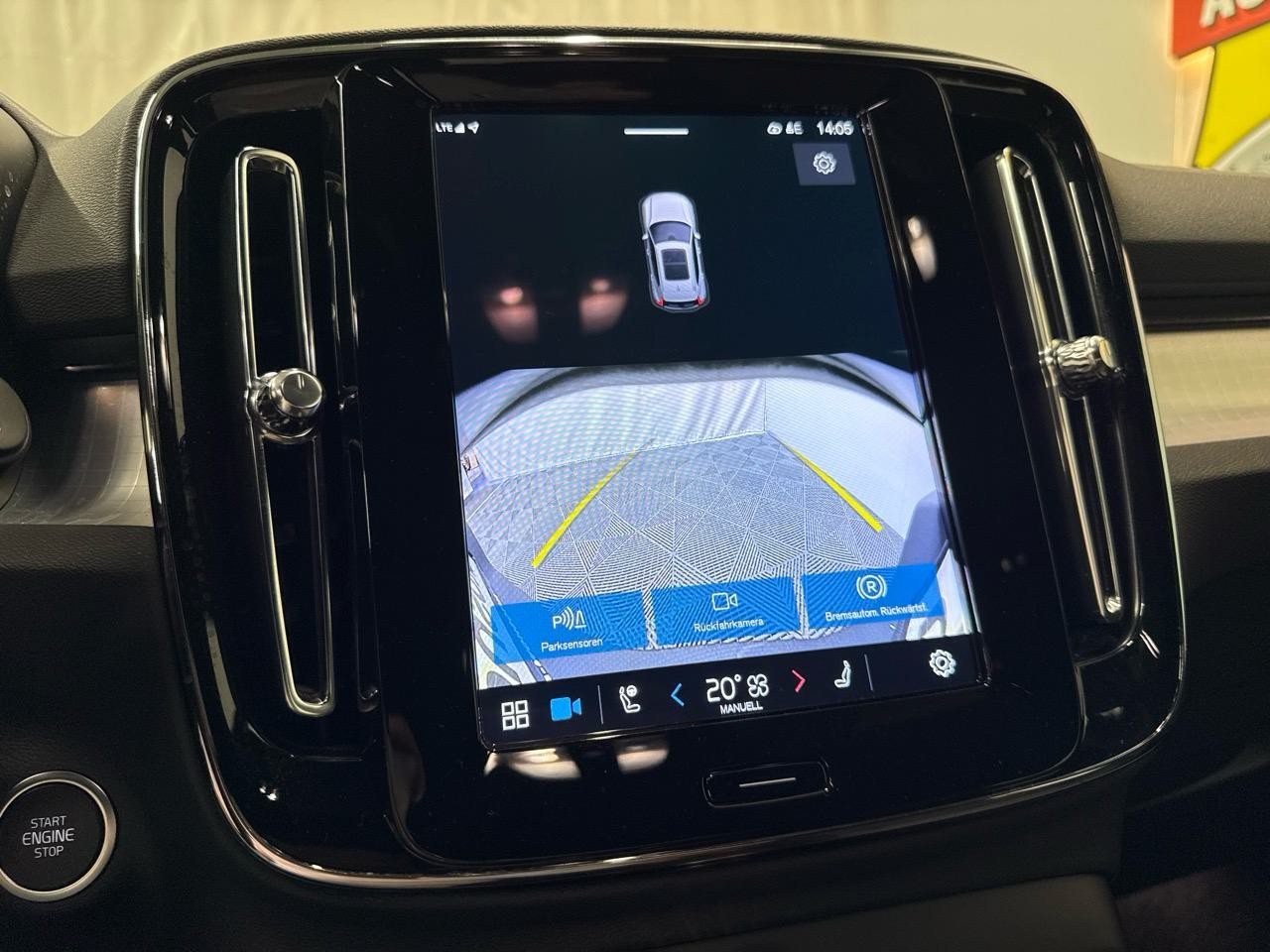 VOLVO XC40 B3 Benzin Mild Hybrid Plus Dark DCT-image-9
