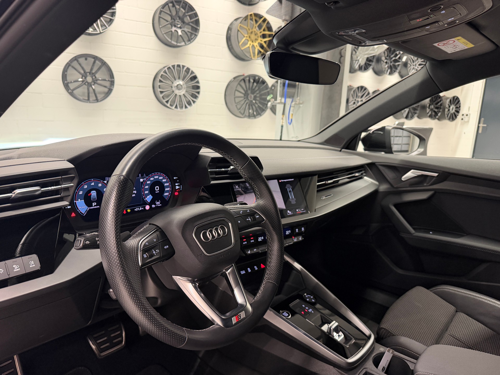 AUDI A3 Sportback 1.5 35 TFSI Advanced S-Tronic *CH-Auto*Gratis Service*Werksgarantie bis 28.7.2027*-image-12