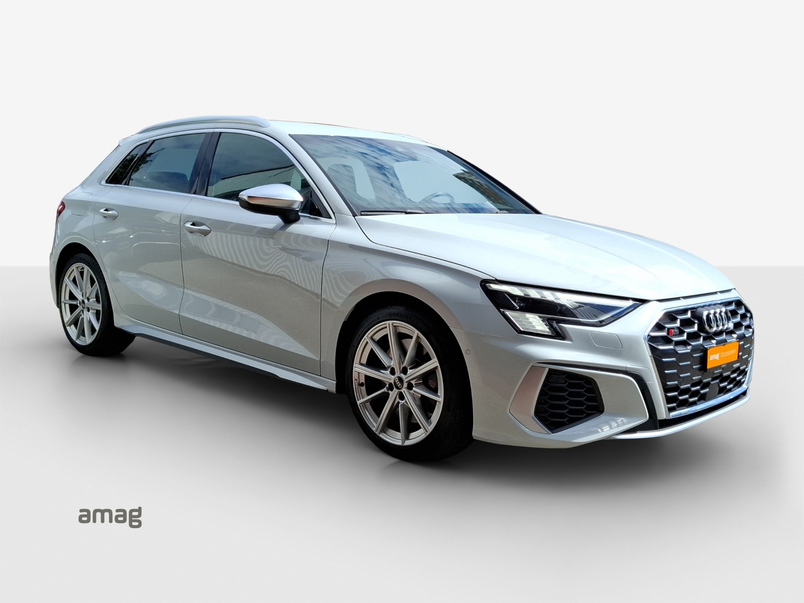 AUDI S3 Sportback 2.0 TFSI quattro S-tronic-image-5