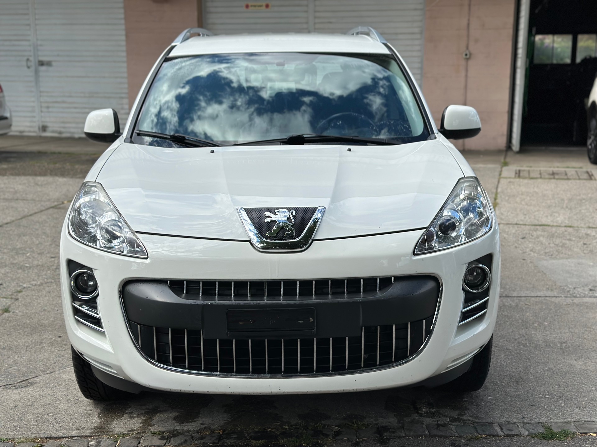 PEUGEOT 4007 2.2 HDi Platinum Edition