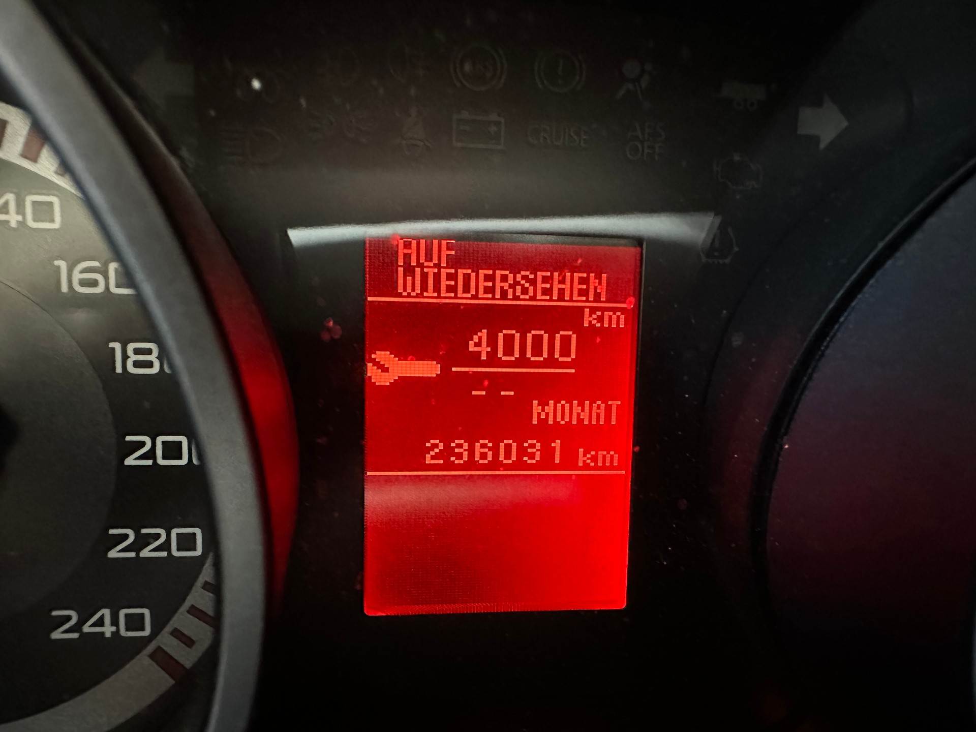 PEUGEOT 4007 2.2 HDi Platinum Edition-image-12