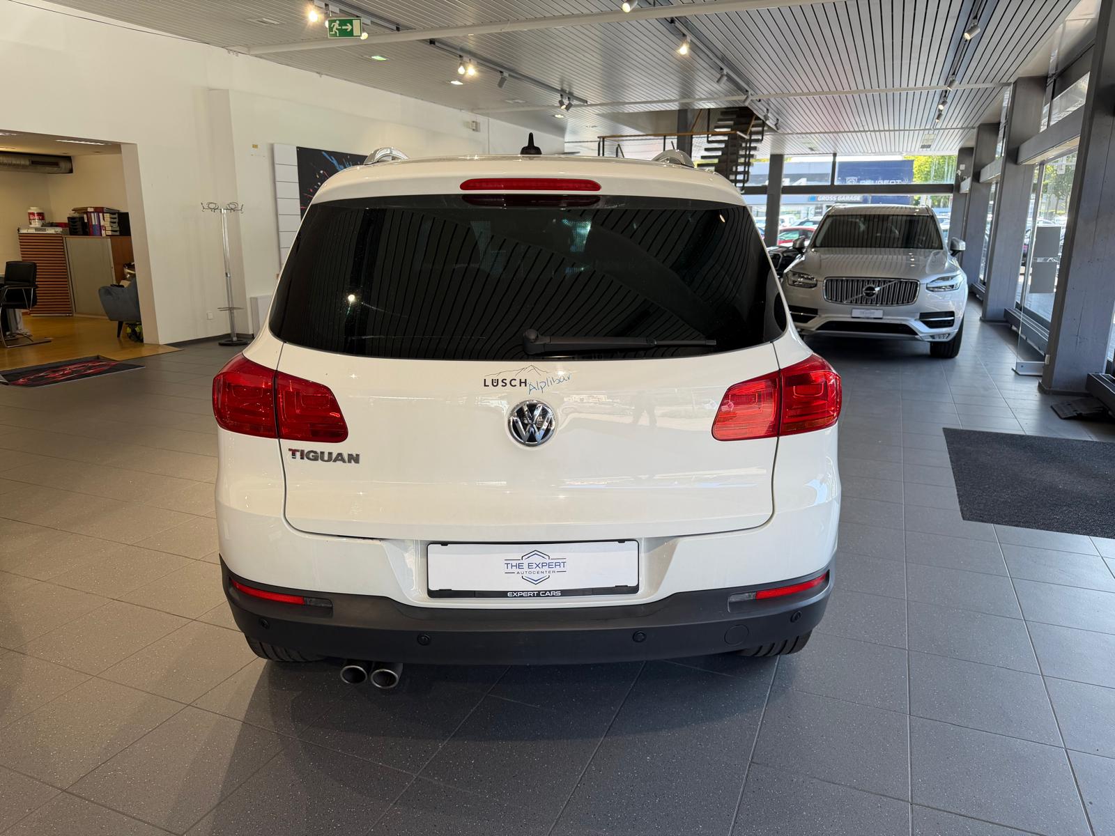 VW Tiguan 2.0 TDI BMT Design 4Motion DSG-image-5