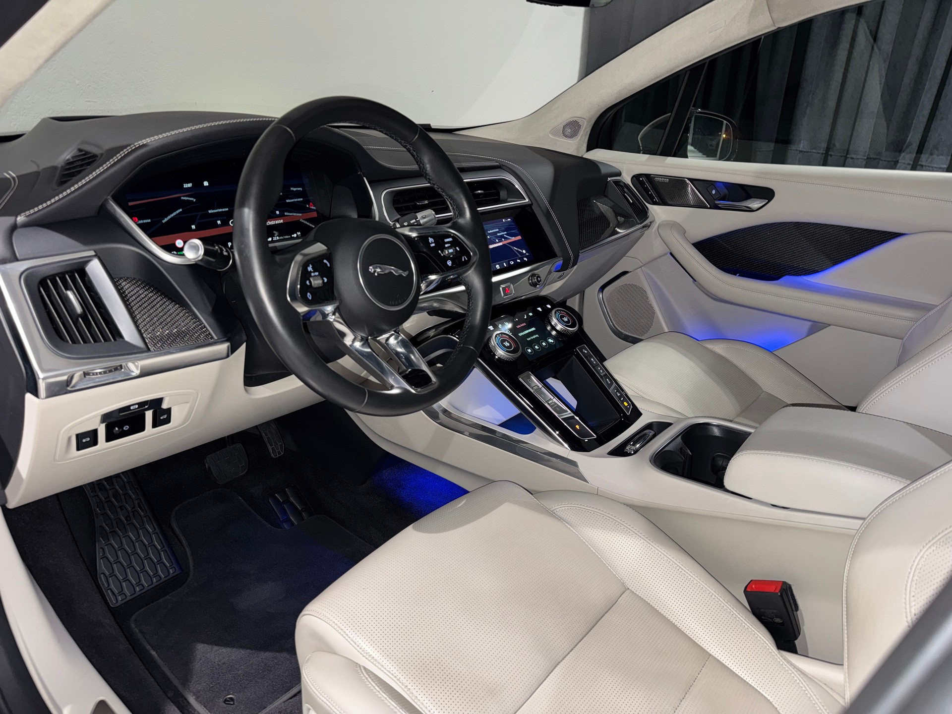 JAGUAR I-Pace EV400 HSE AWD I 1.HAND I Werksgarantie I-image-13