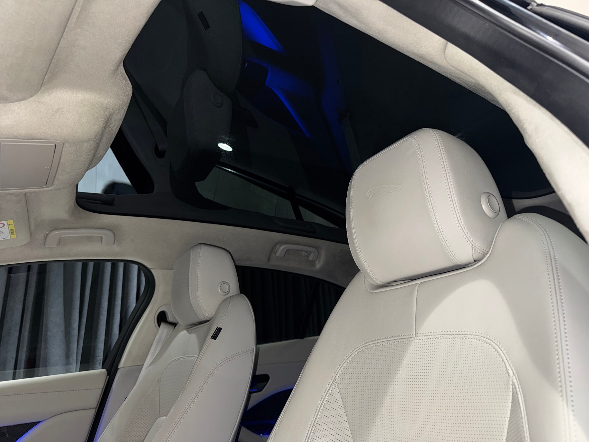 JAGUAR I-Pace EV400 HSE AWD I 1.HAND I Werksgarantie I-image-18