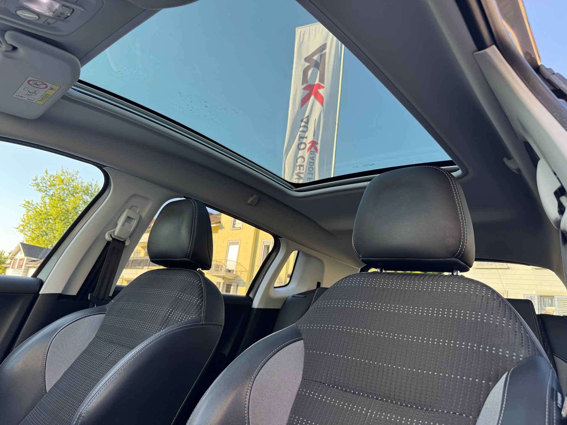 PEUGEOT 2008 1.6 VTI Active Automatic-image-10