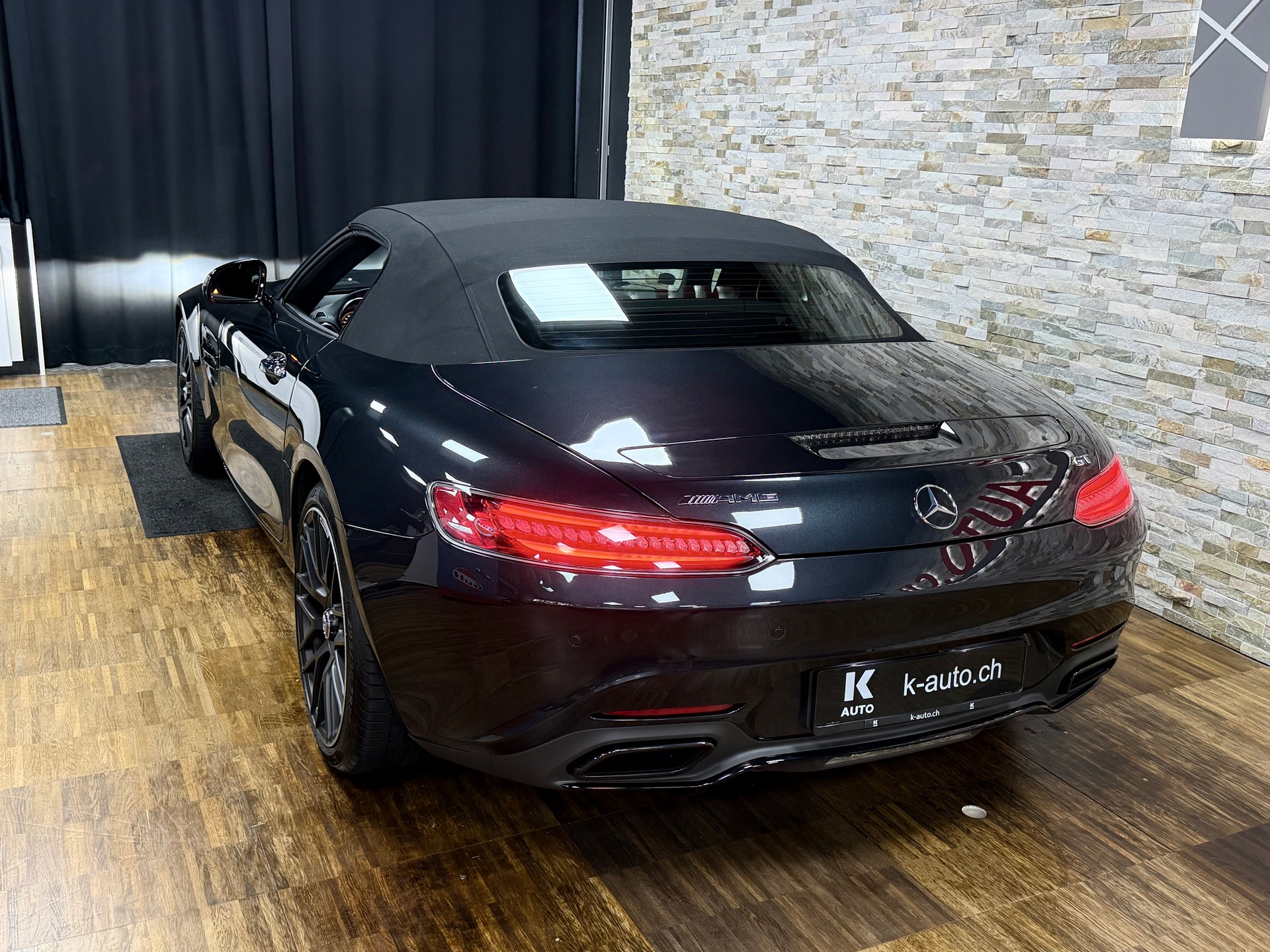 MERCEDES-BENZ AMG GT Roadster Speedshift DCT-showroom-element-3
