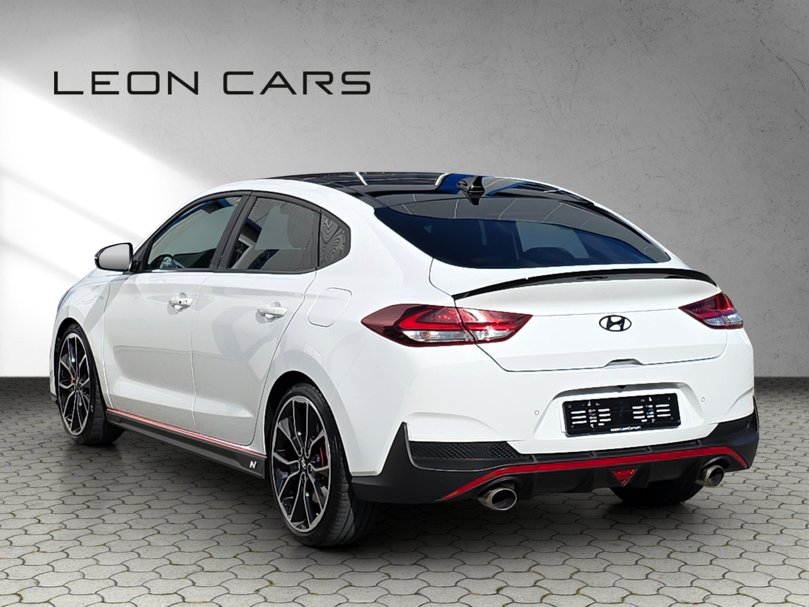 HYUNDAI i30 Fastback N 2.0 T-GDi-image-6