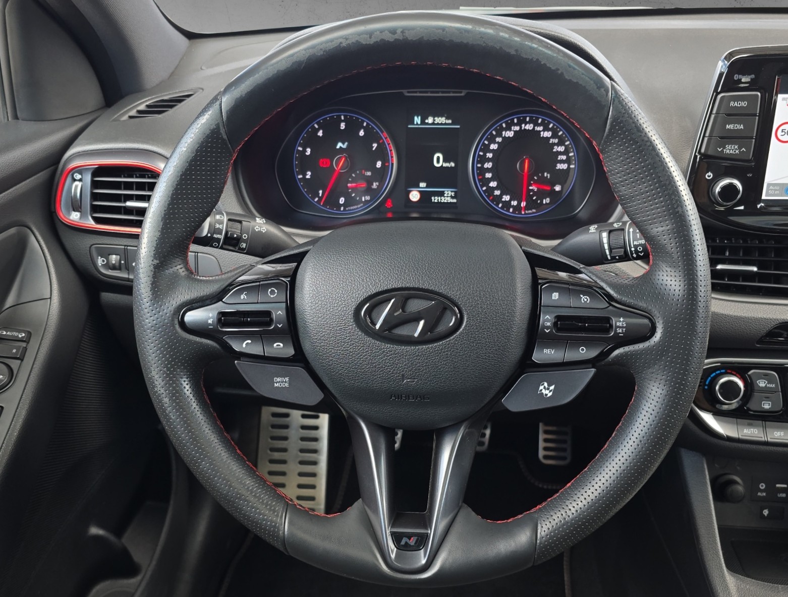 HYUNDAI i30 Fastback N 2.0 T-GDi-image-13
