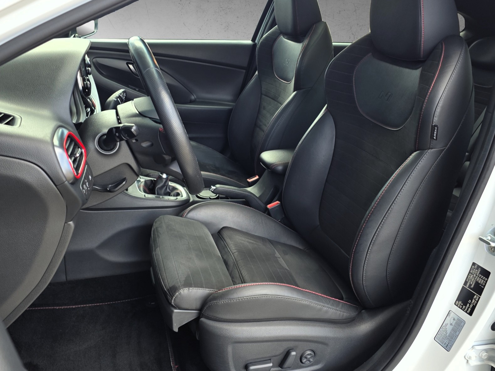 HYUNDAI i30 Fastback N 2.0 T-GDi-image-9