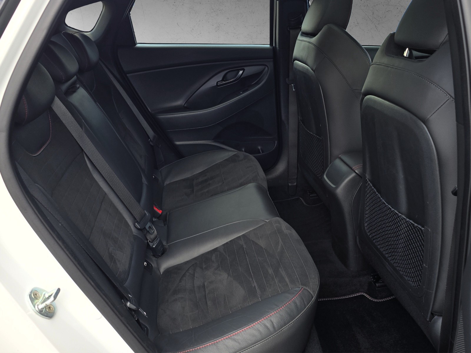HYUNDAI i30 Fastback N 2.0 T-GDi-image-16