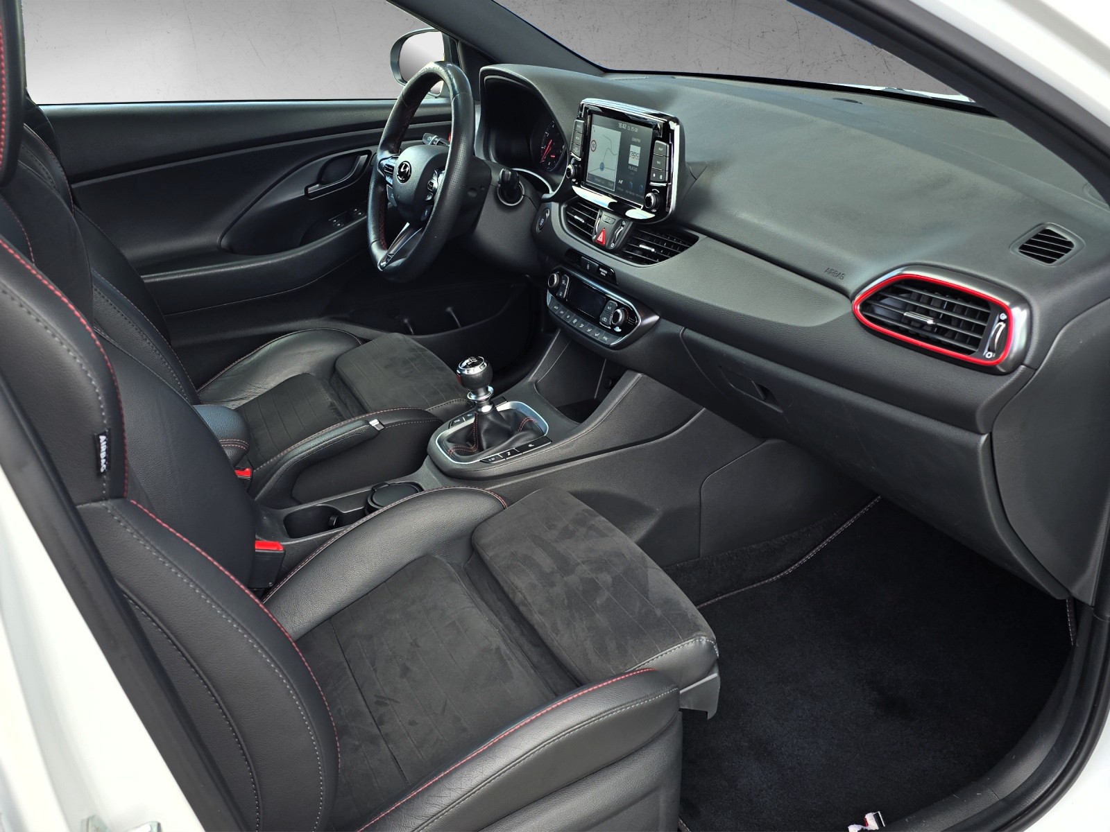 HYUNDAI i30 Fastback N 2.0 T-GDi-image-10