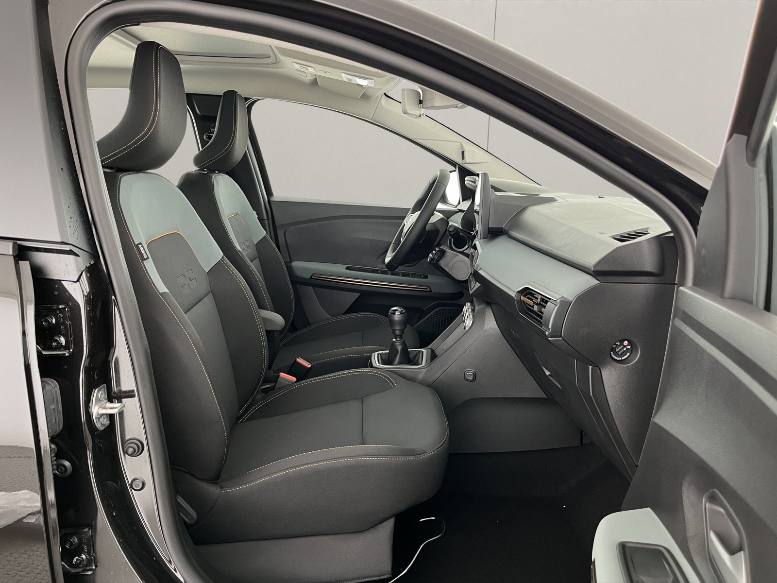 DACIA Sandero 1.0 TCe 110 Stepway Extreme-image-15