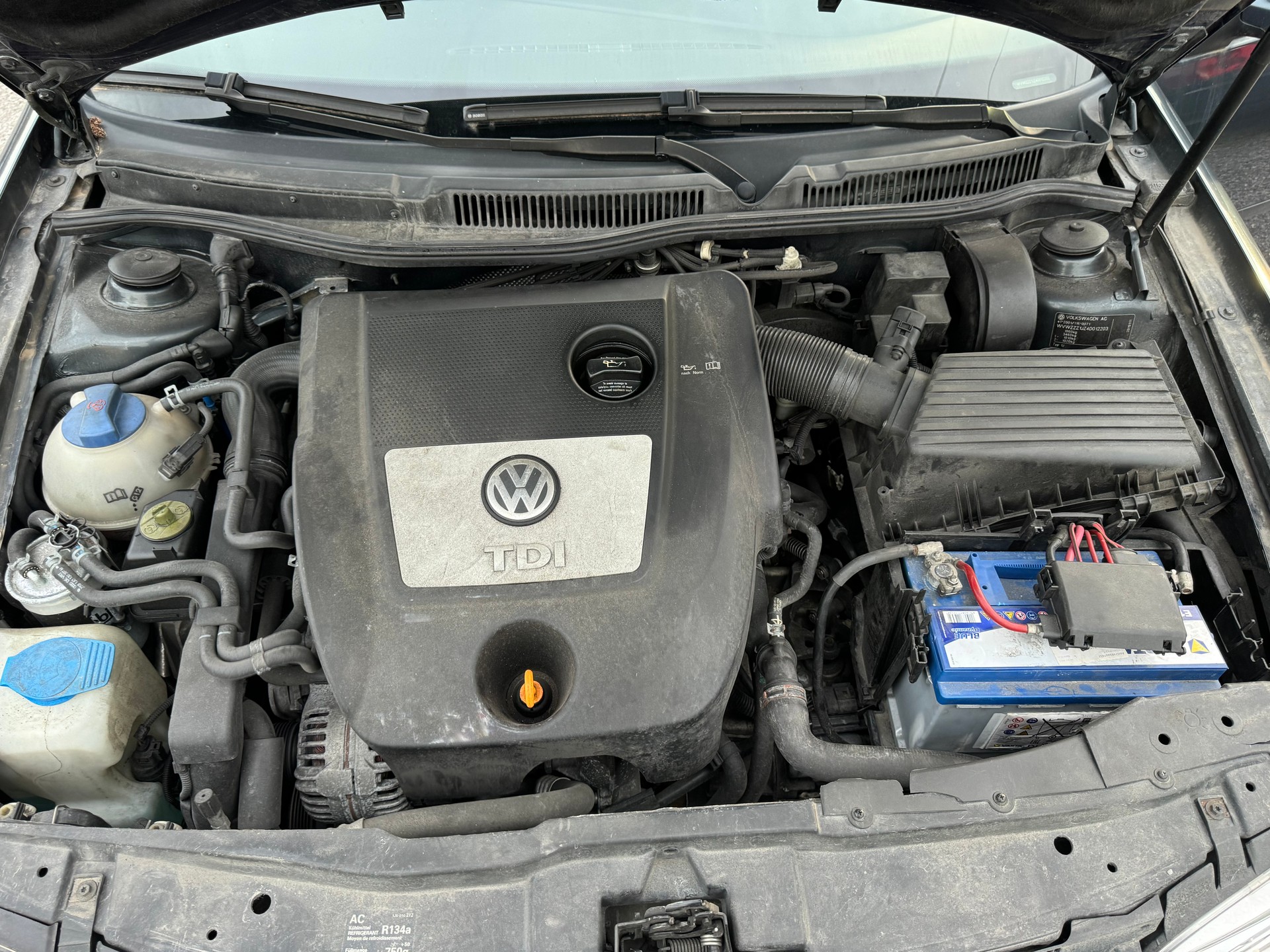 VW Golf 1.9 TDI PD Ocean 4Motion-image-13