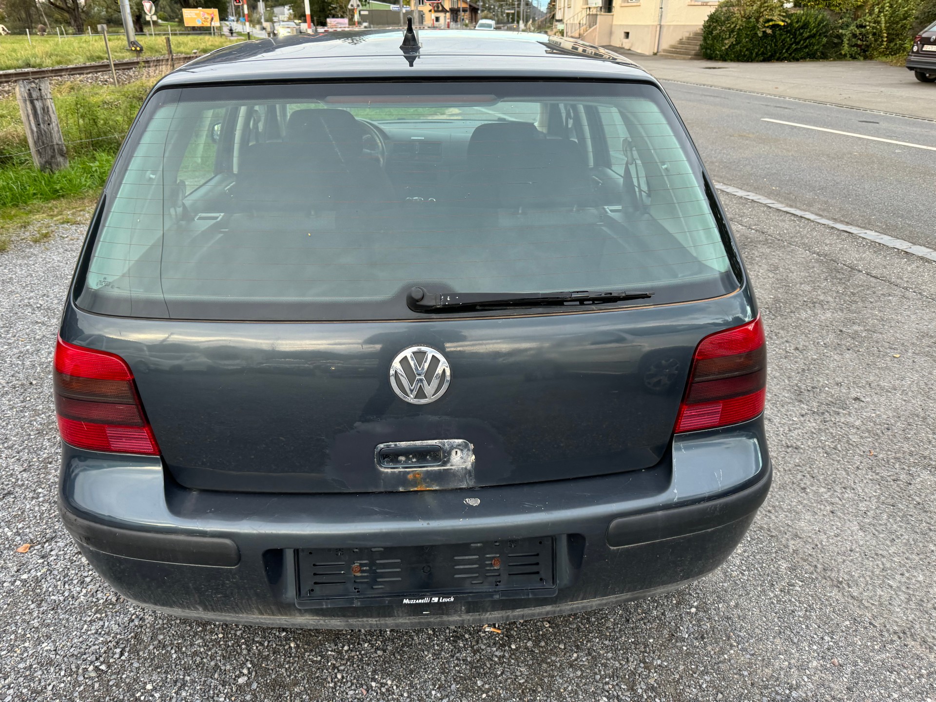 VW Golf 1.9 TDI PD Ocean 4Motion-image-3