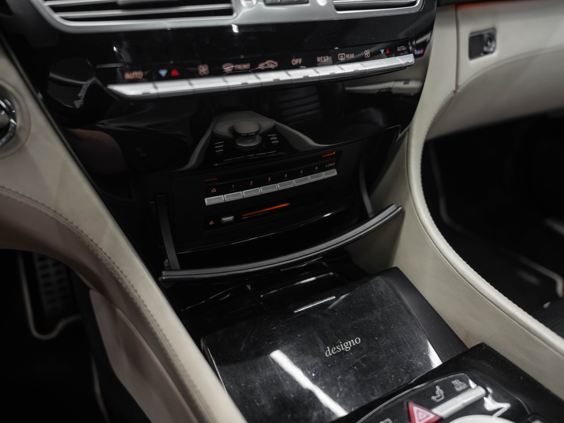 MERCEDES-BENZ CL 63 AMG 7G-Tronic-image-24