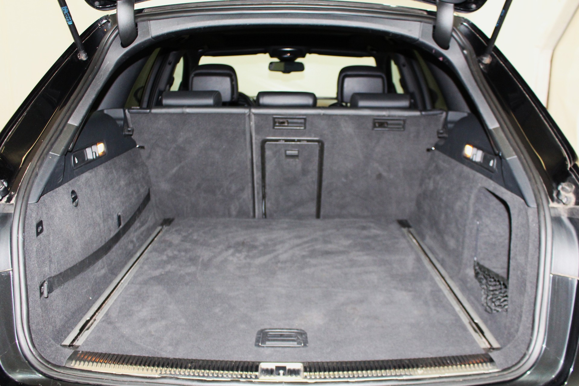 AUDI A6 Avant 3.0 V6 TFSI Ambiente q. S-Tr.-image-8
