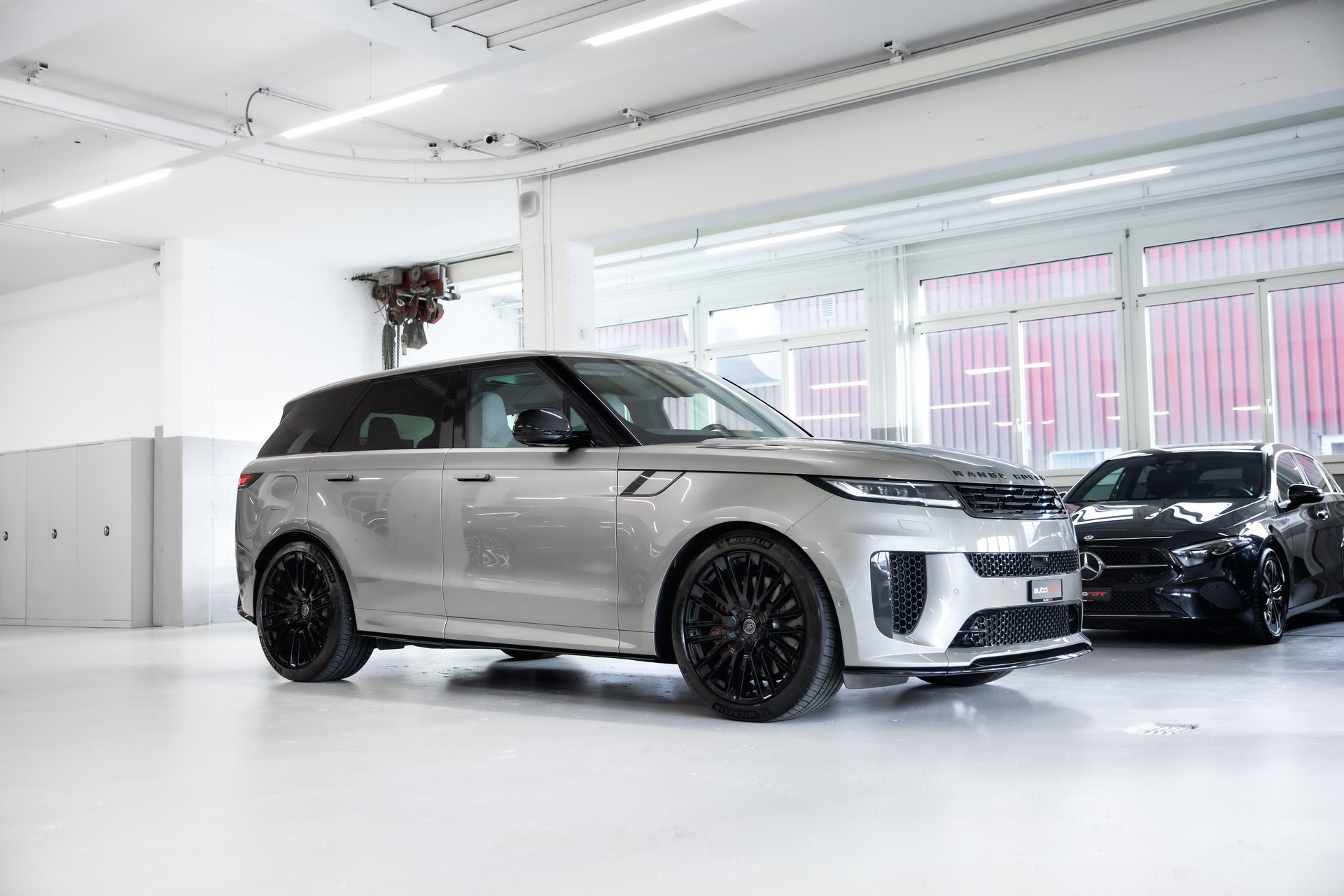 LAND ROVER Range Rover Sport P635 4.4 V8 SV Edition One Carbon *5 Jahre Werksgarantie*