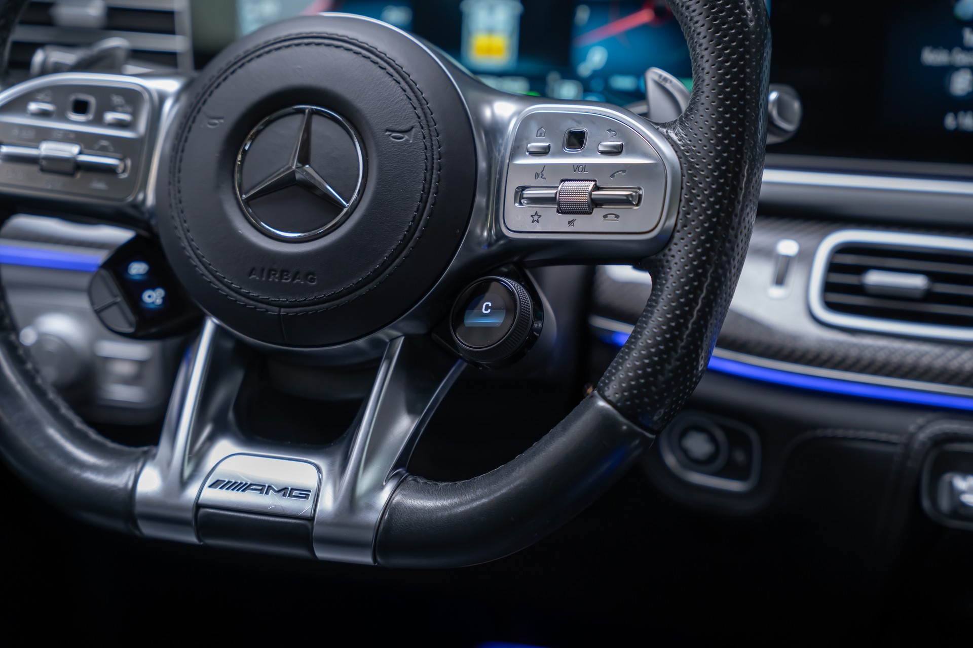 MERCEDES-BENZ GLE 53 AMG 4matic+ Coupé / Panorama-Glasdach / Burmester / HeadUp-image-32