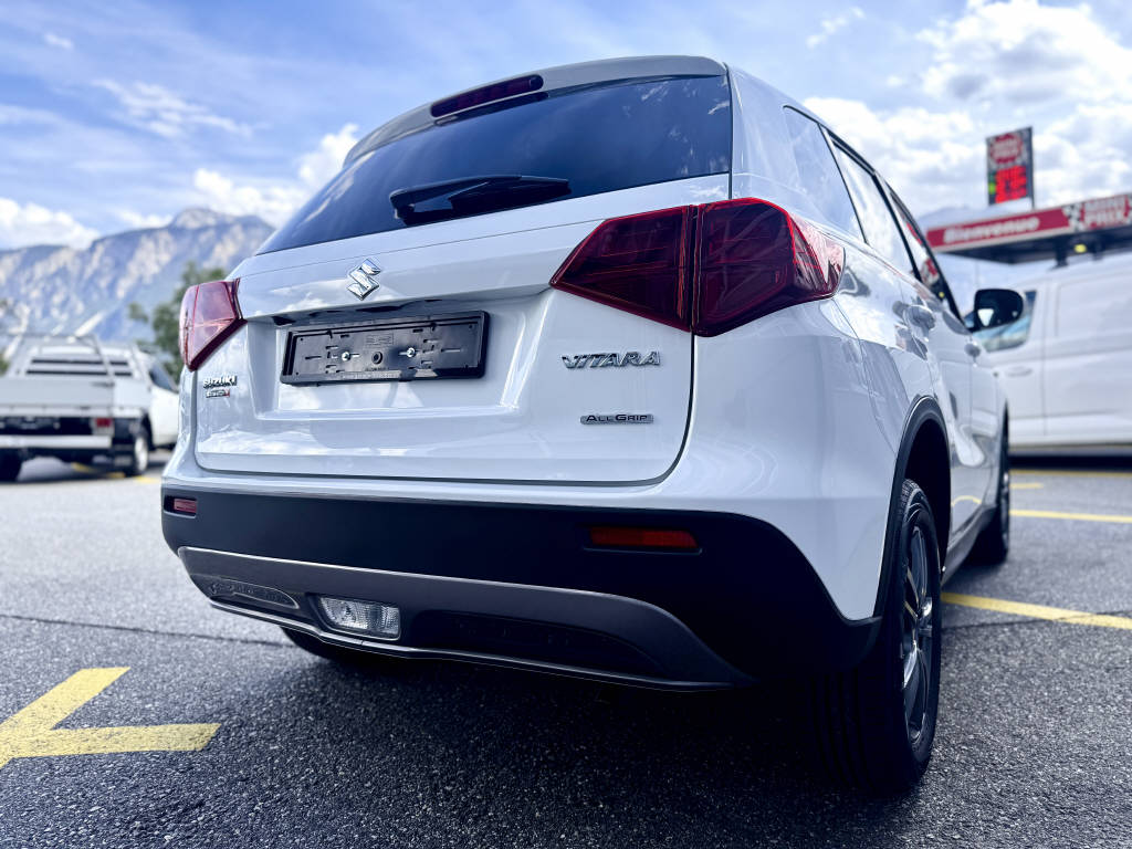 SUZUKI Vitara 1.4 T Compact+ 4x4-showroom-element-3