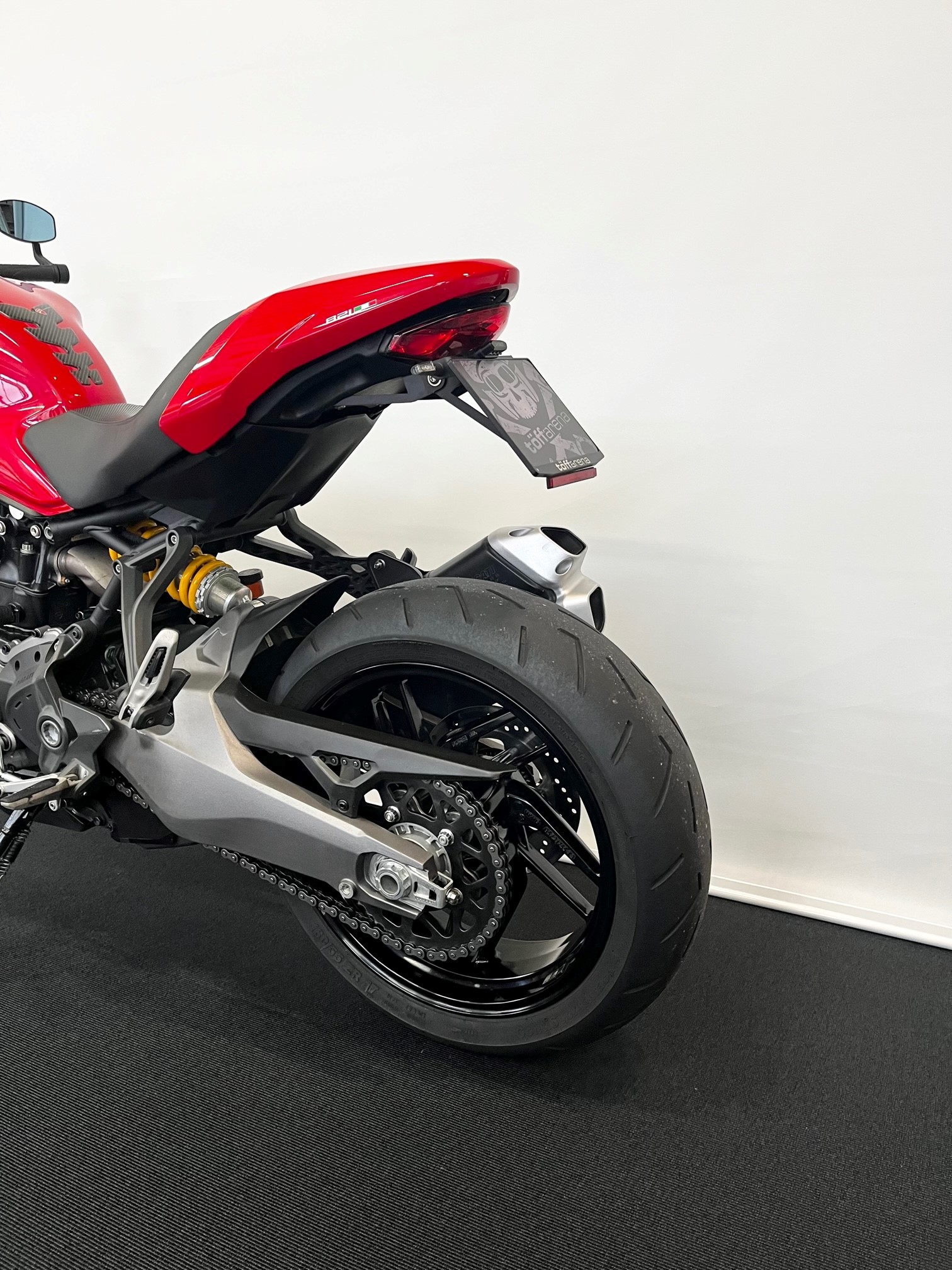 DUCATI Monster 821-image-3