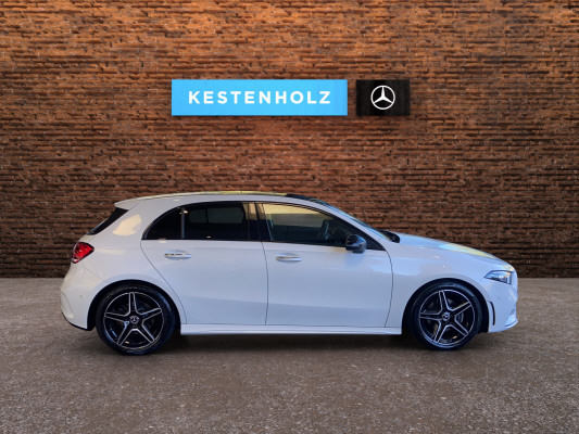 MERCEDES-BENZ A 200 AMG Line-showroom-element-2