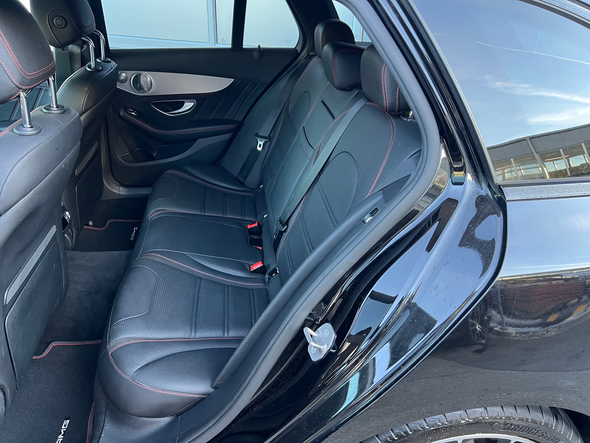 MERCEDES-BENZ C 43 AMG 4Matic 9G-Tronic-image-12