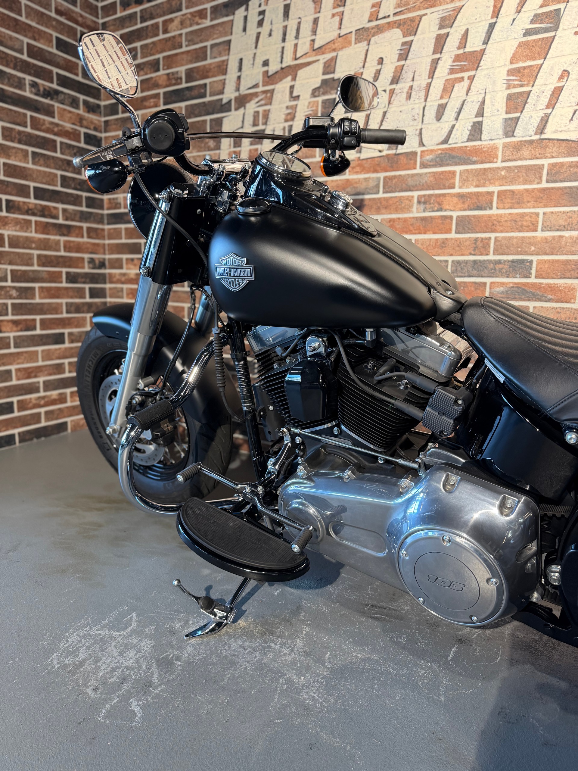 HARLEY-DAVIDSON FLS Softail Slim ABS (35kw possible)-image-3