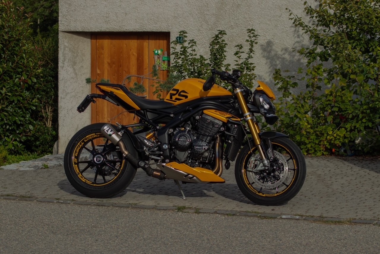 TRIUMPH Speed Triple RS-image-2