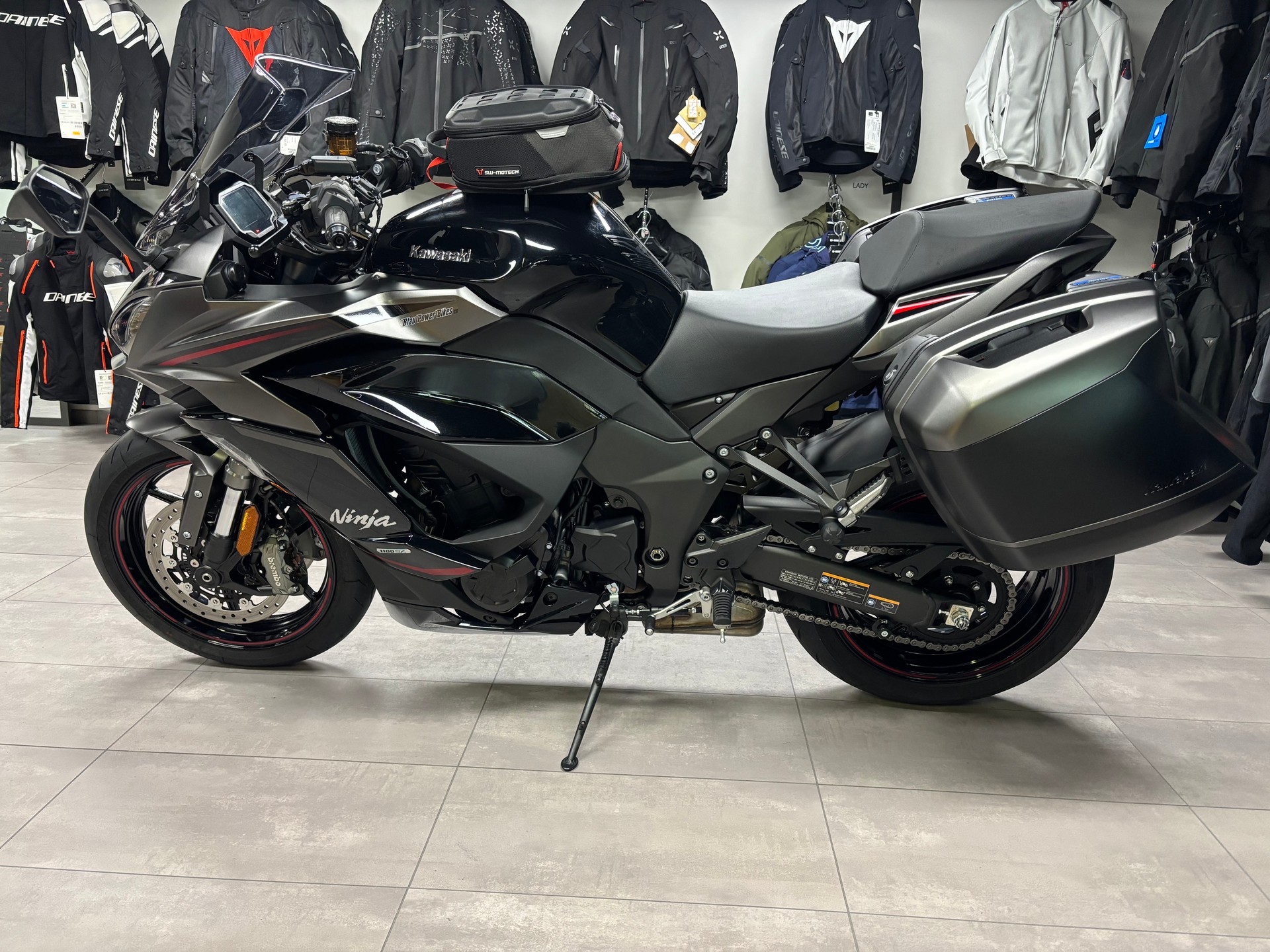 KAWASAKI Ninja 1100 SX SETourer-image-1