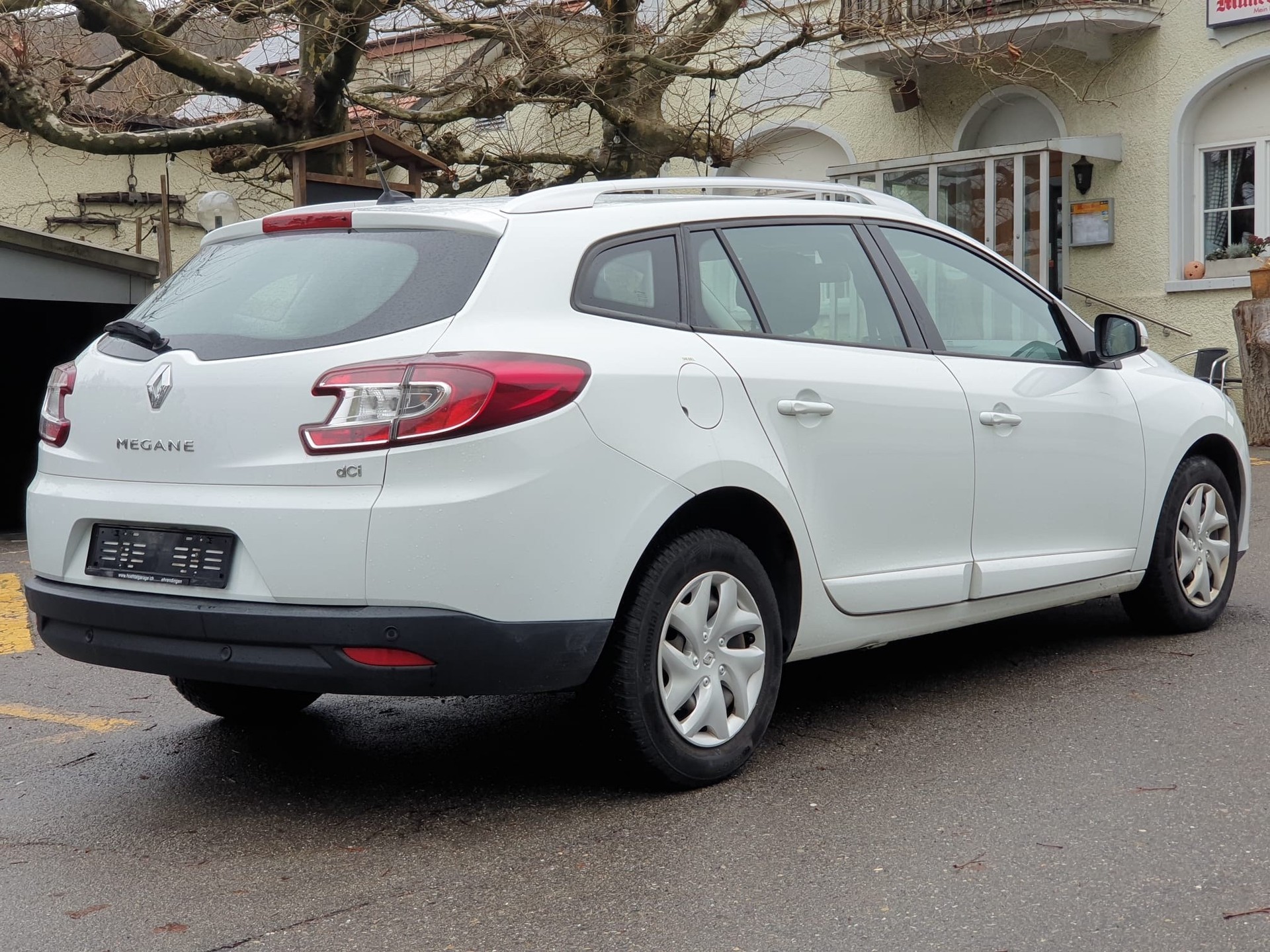 RENAULT Mégane Grandtour 1.5 dCi Expression EDC-image-8