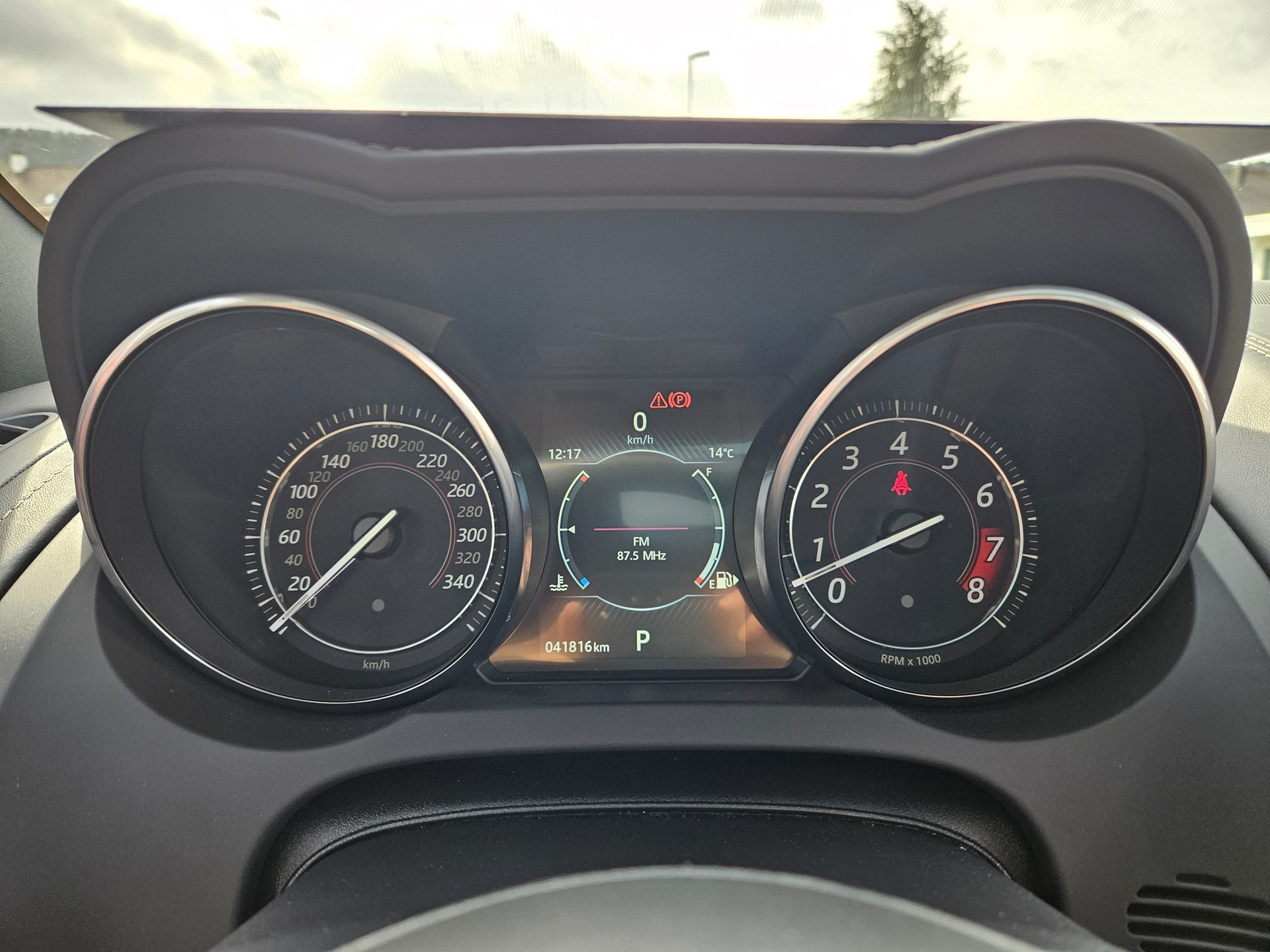 JAGUAR F-Type Coupé R 5.0 V8 S/C AWD-image-12