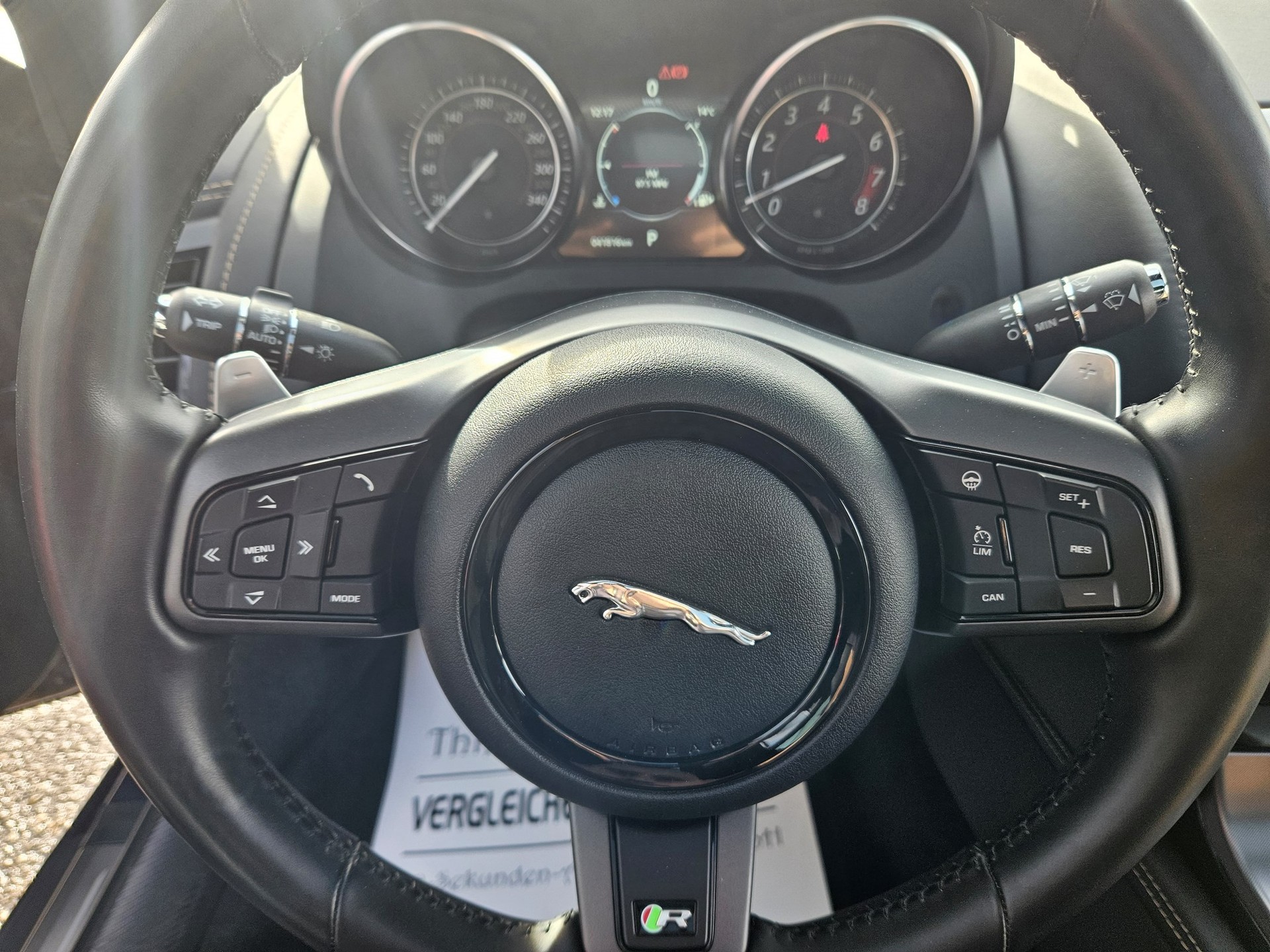 JAGUAR F-Type Coupé R 5.0 V8 S/C AWD-image-13